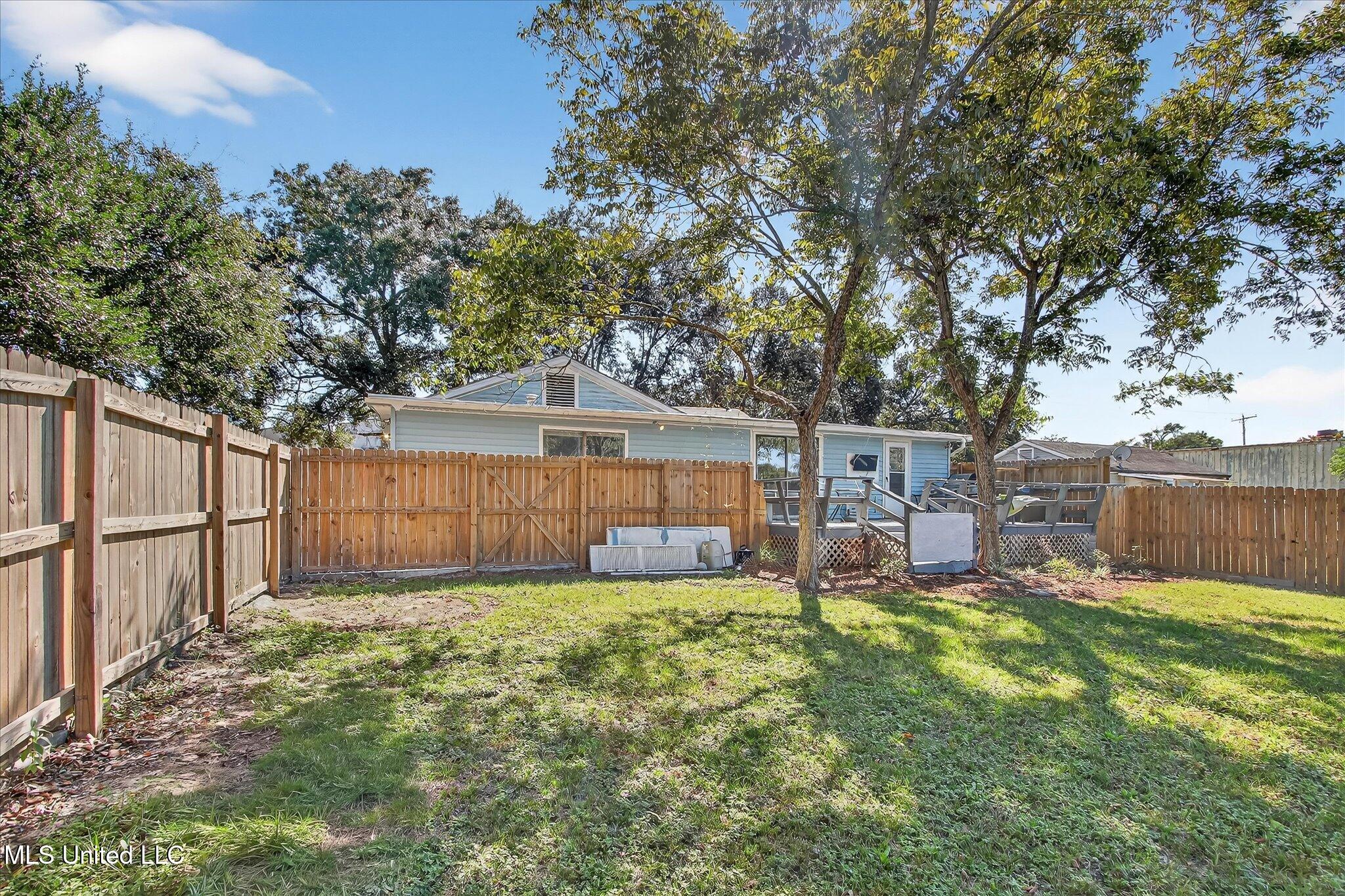 1264 28th Street Property Photo 45