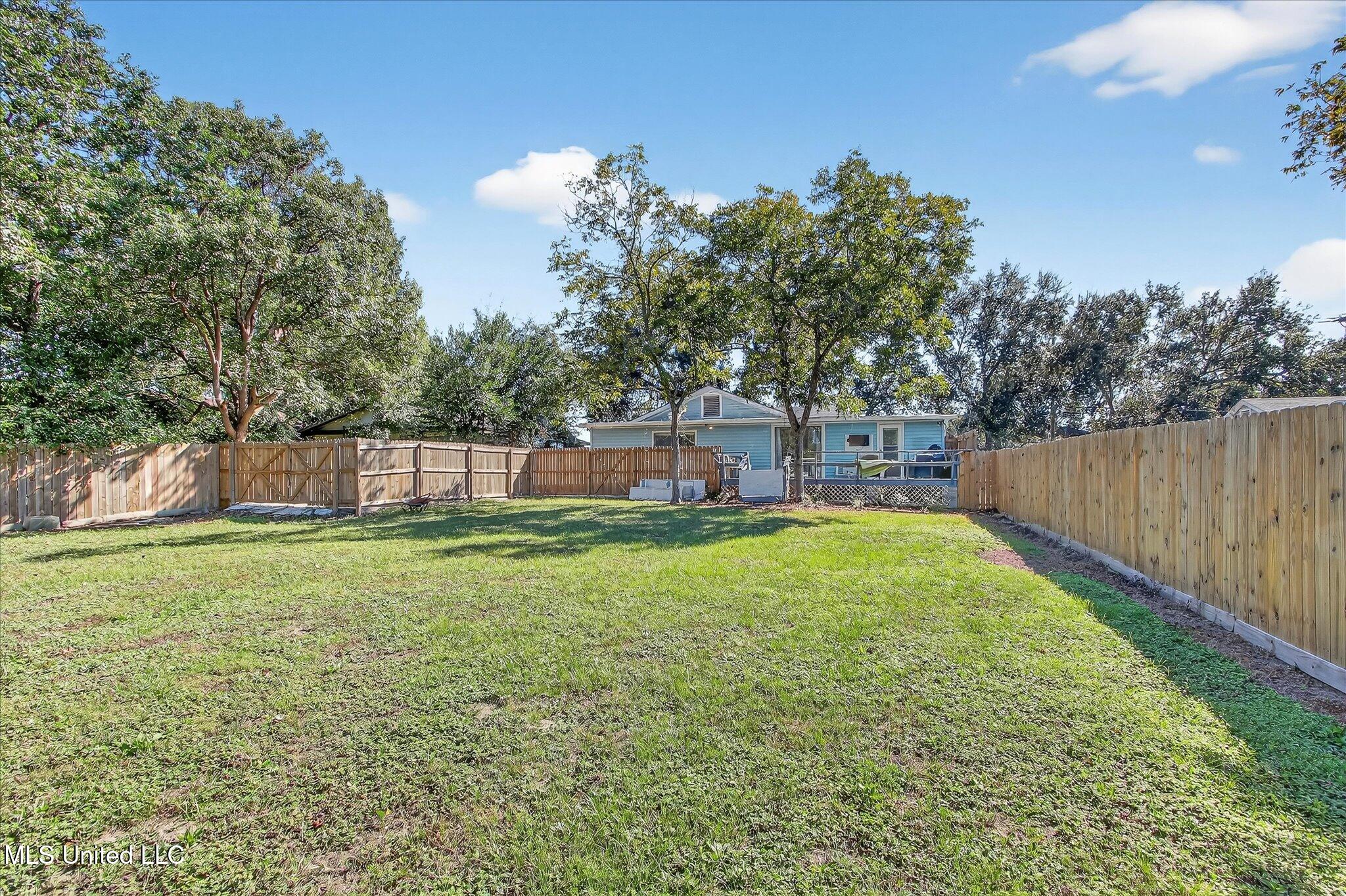 1264 28th Street Property Photo 47