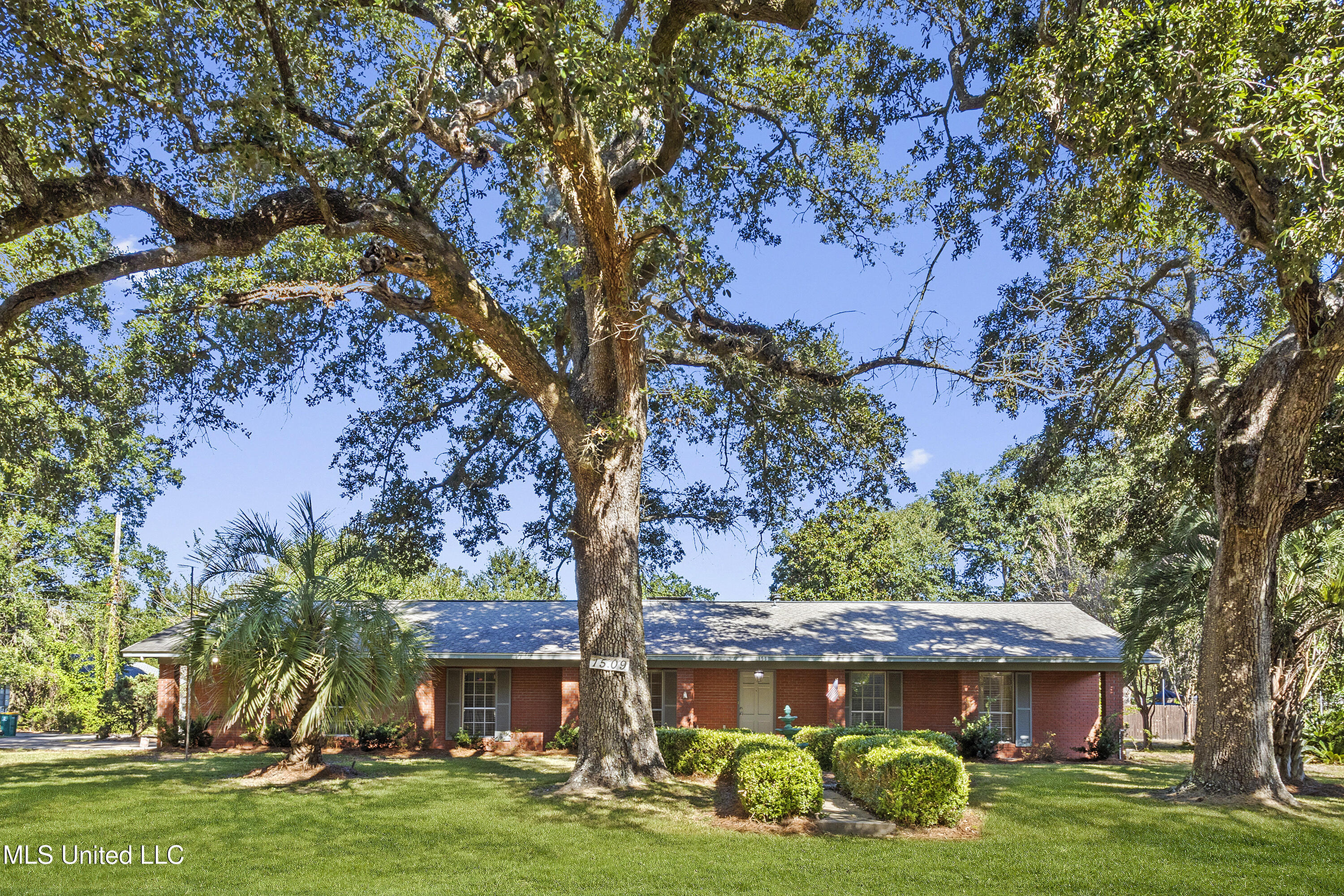 1509 E Second Street Property Photo 1