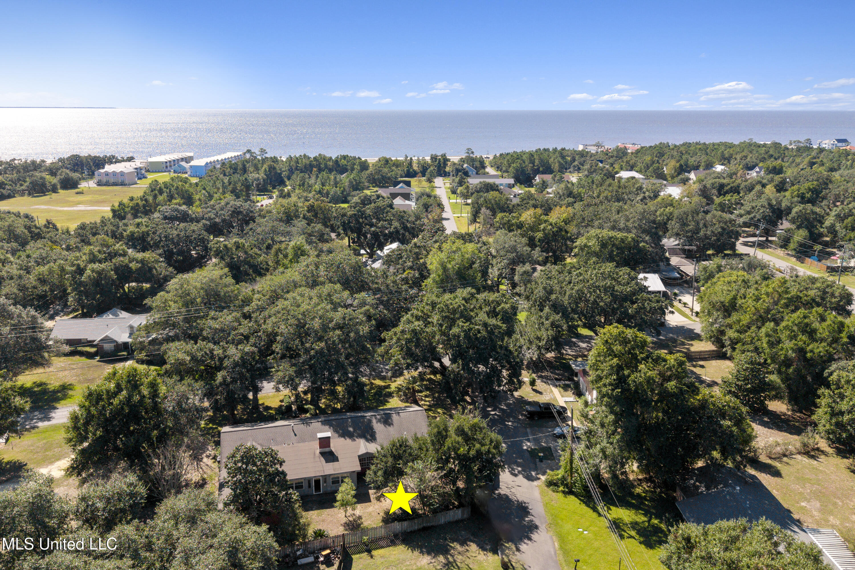 1509 E Second Street Property Photo 2