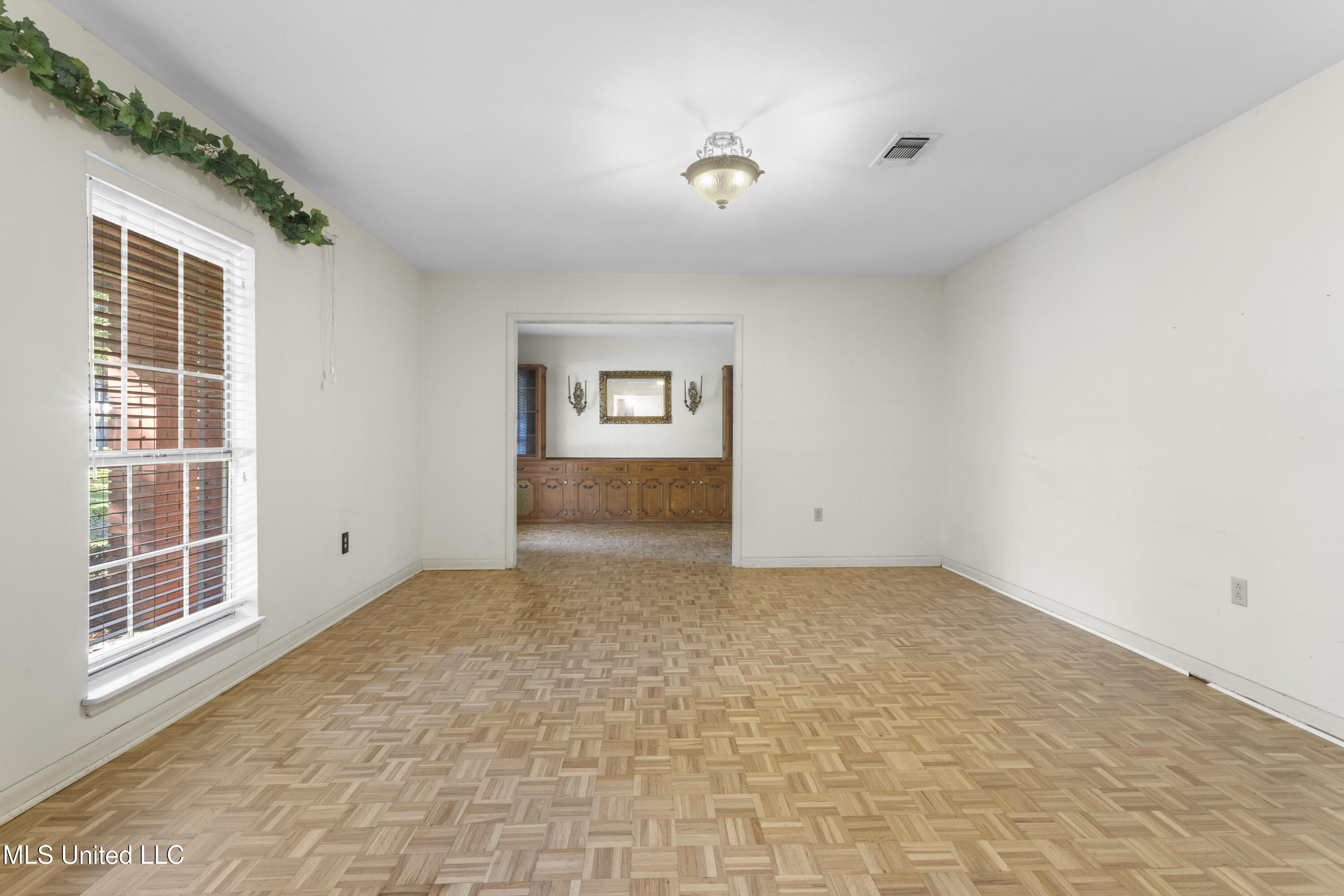 1509 E Second Street Property Photo 13