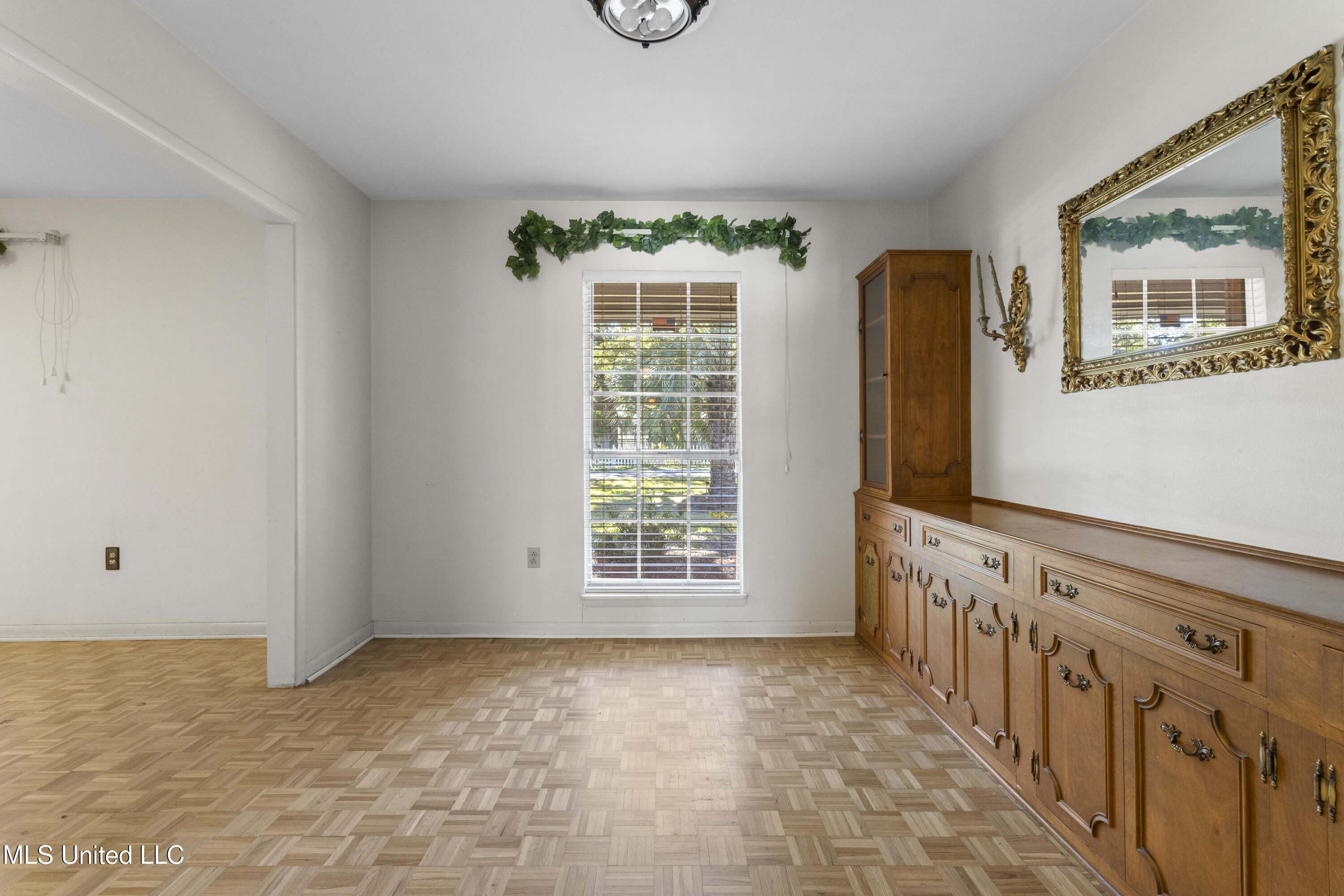 1509 E Second Street Property Photo 14