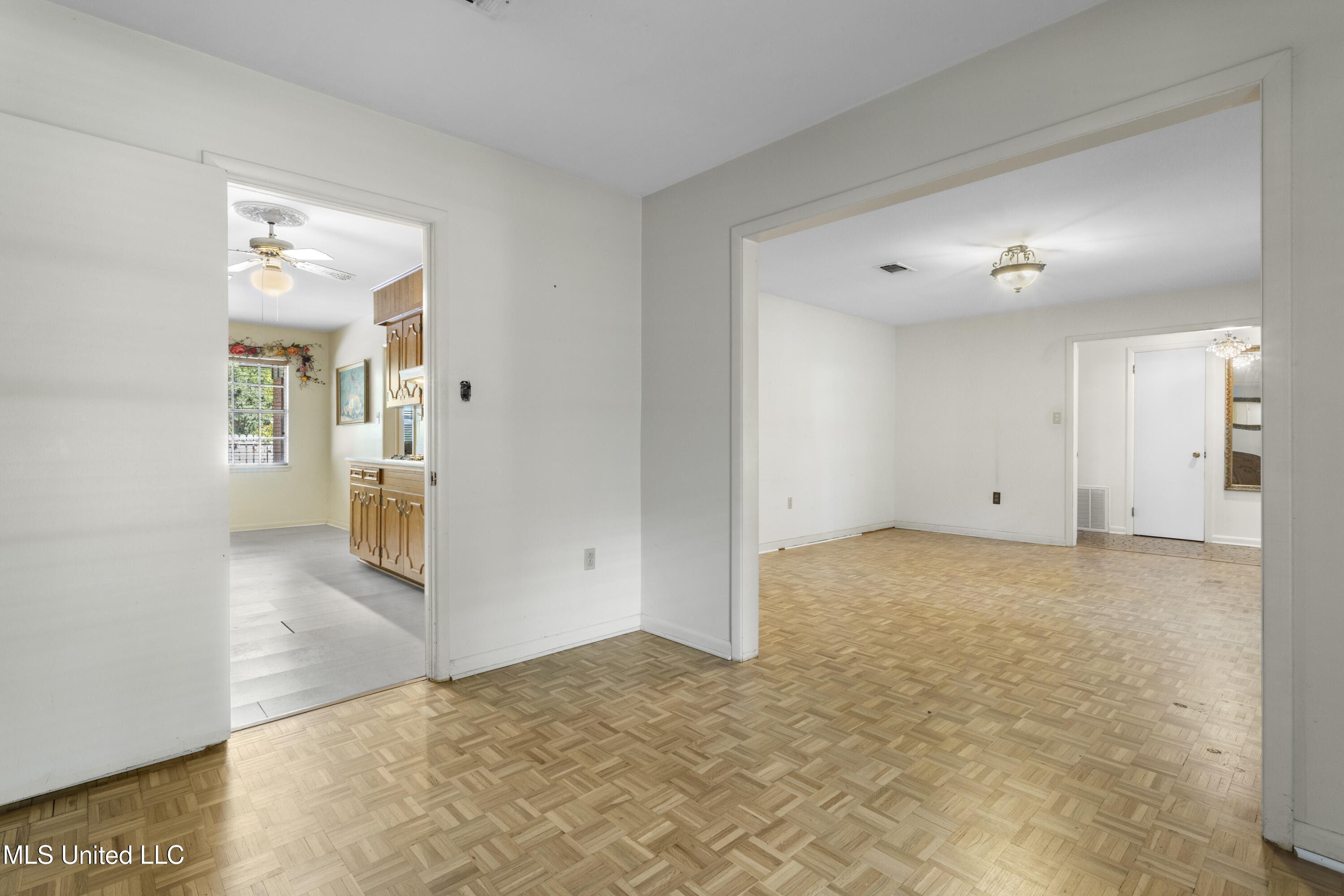 1509 E Second Street Property Photo 16