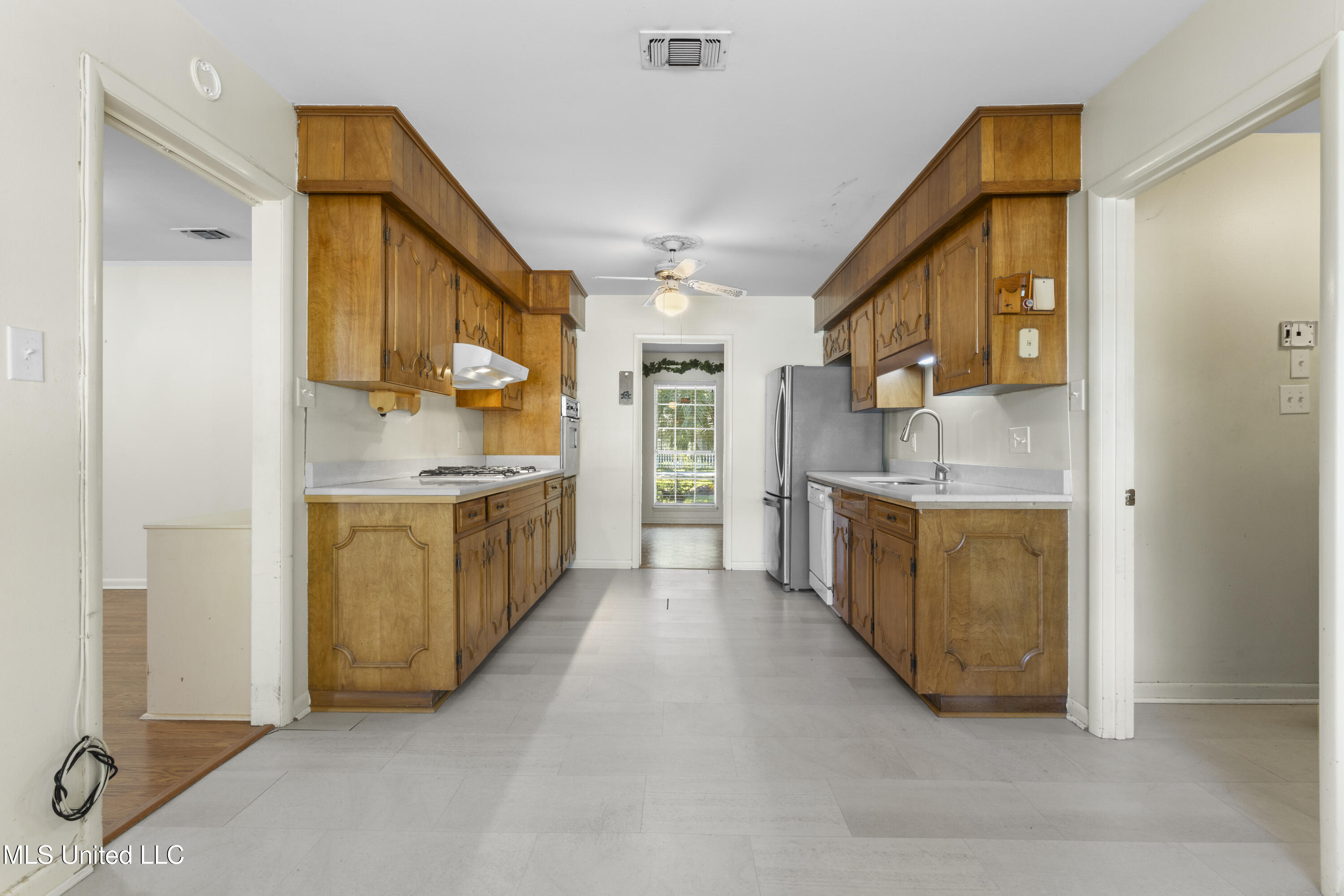 1509 E Second Street Property Photo 17