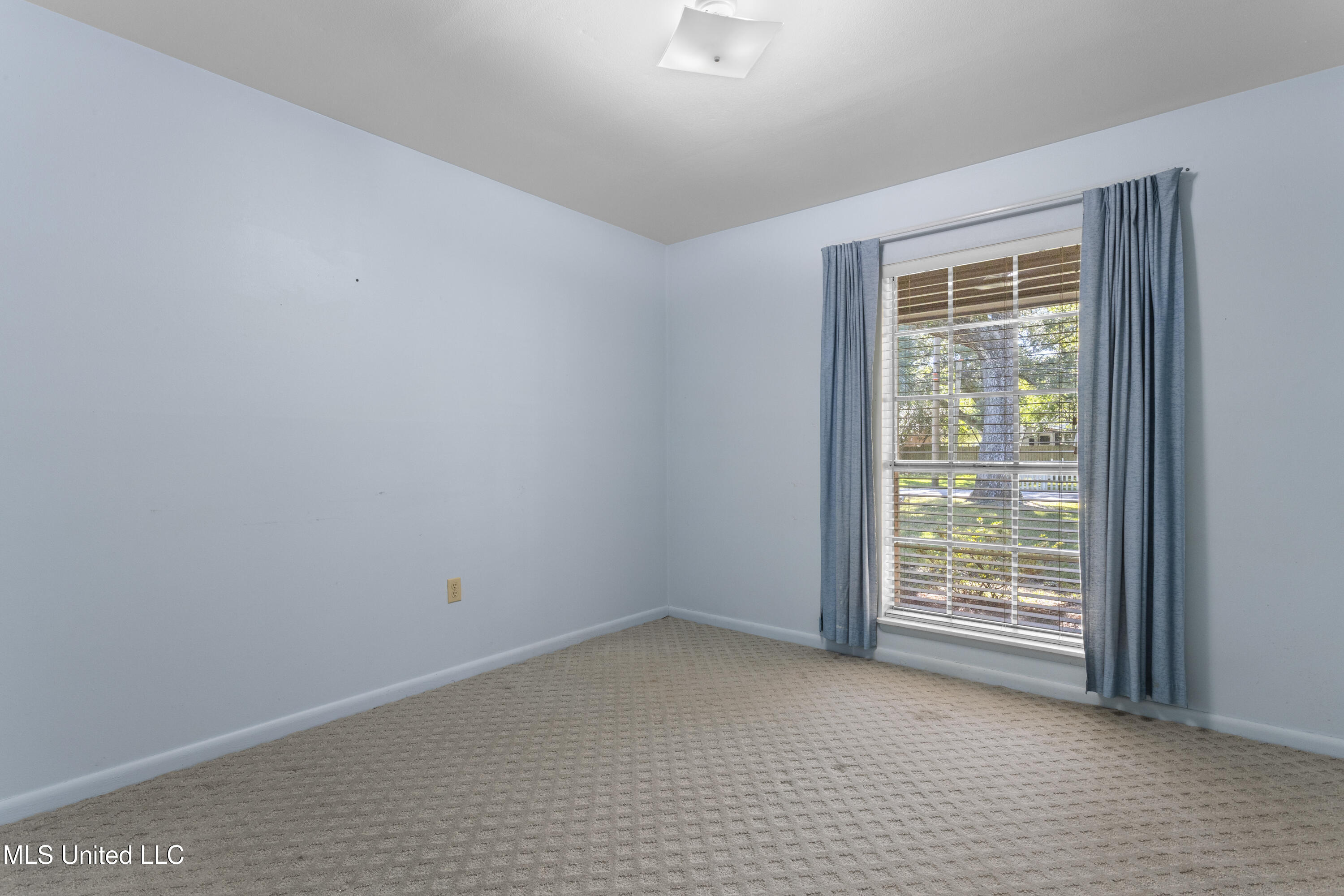 1509 E Second Street Property Photo 36