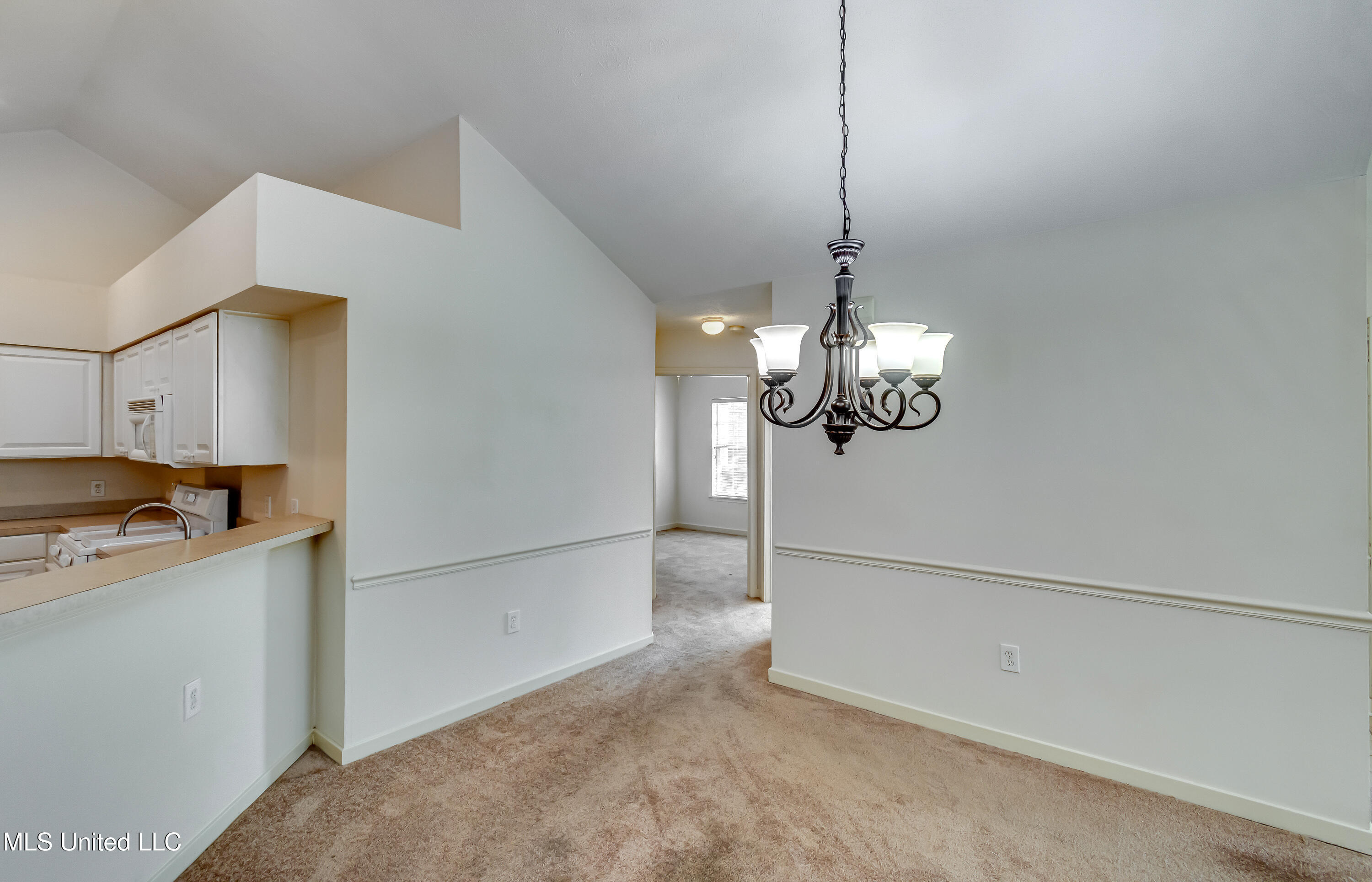 1123 Gerrits Landing Property Photo 12