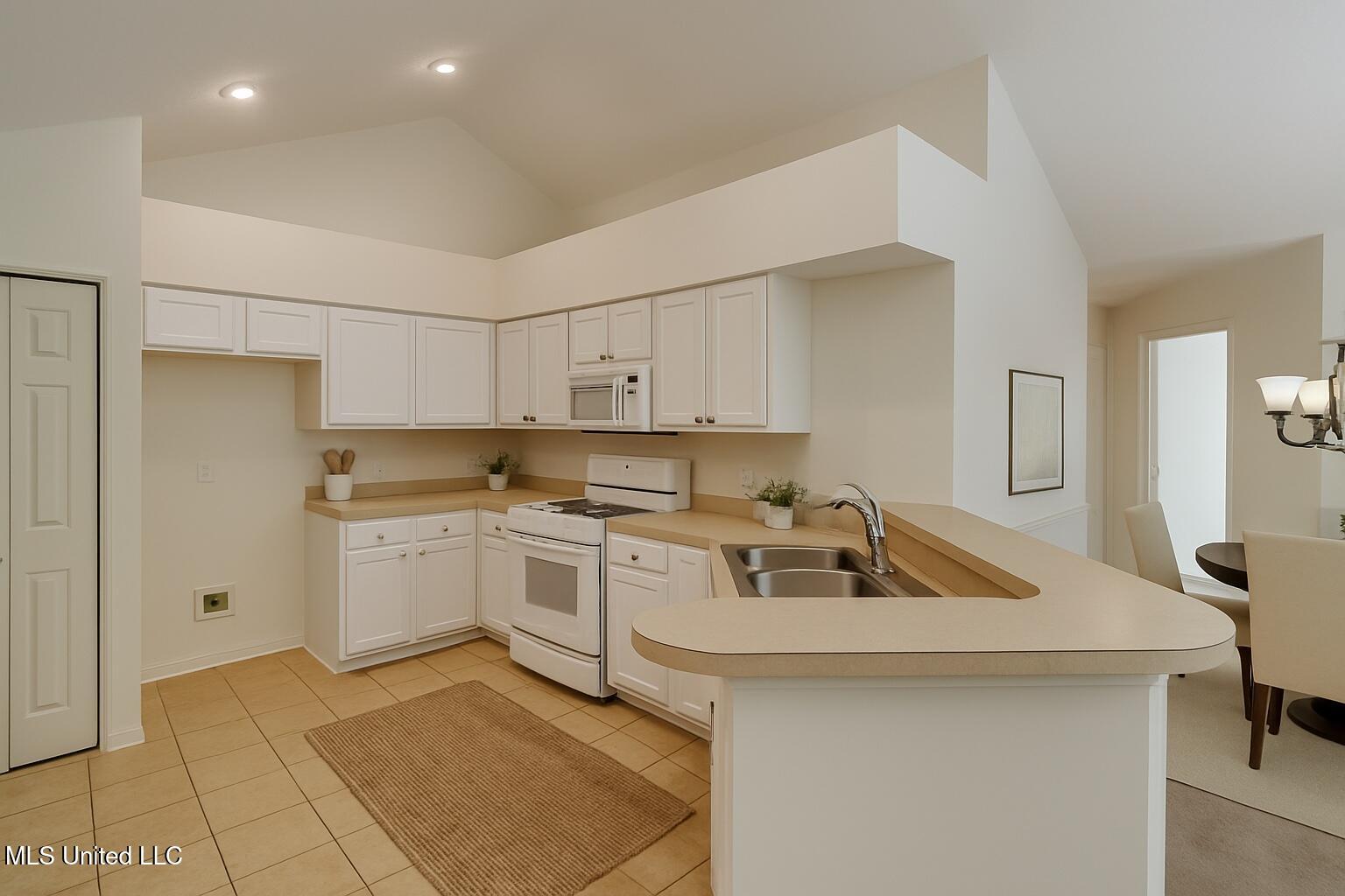 1123 Gerrits Landing Property Photo 13