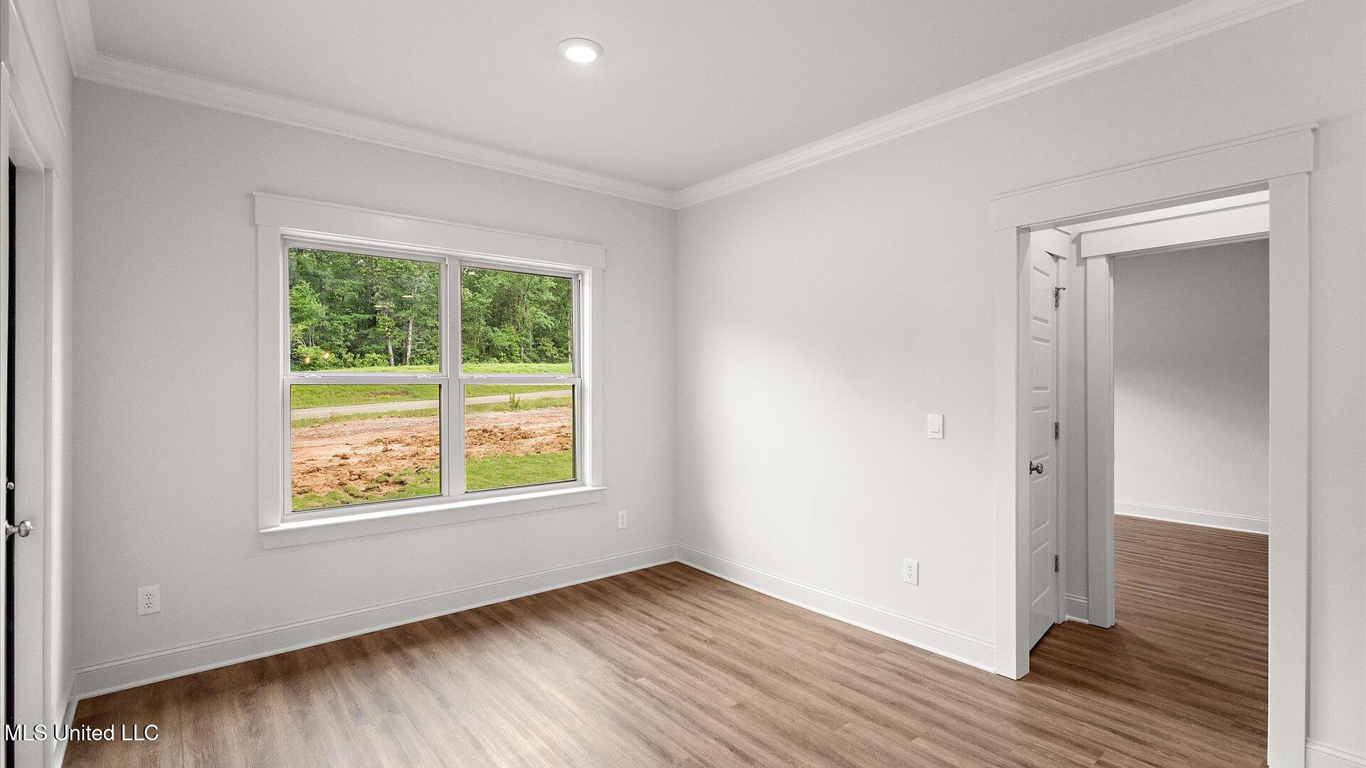 320 Cornerstone Crossing Property Photo 13