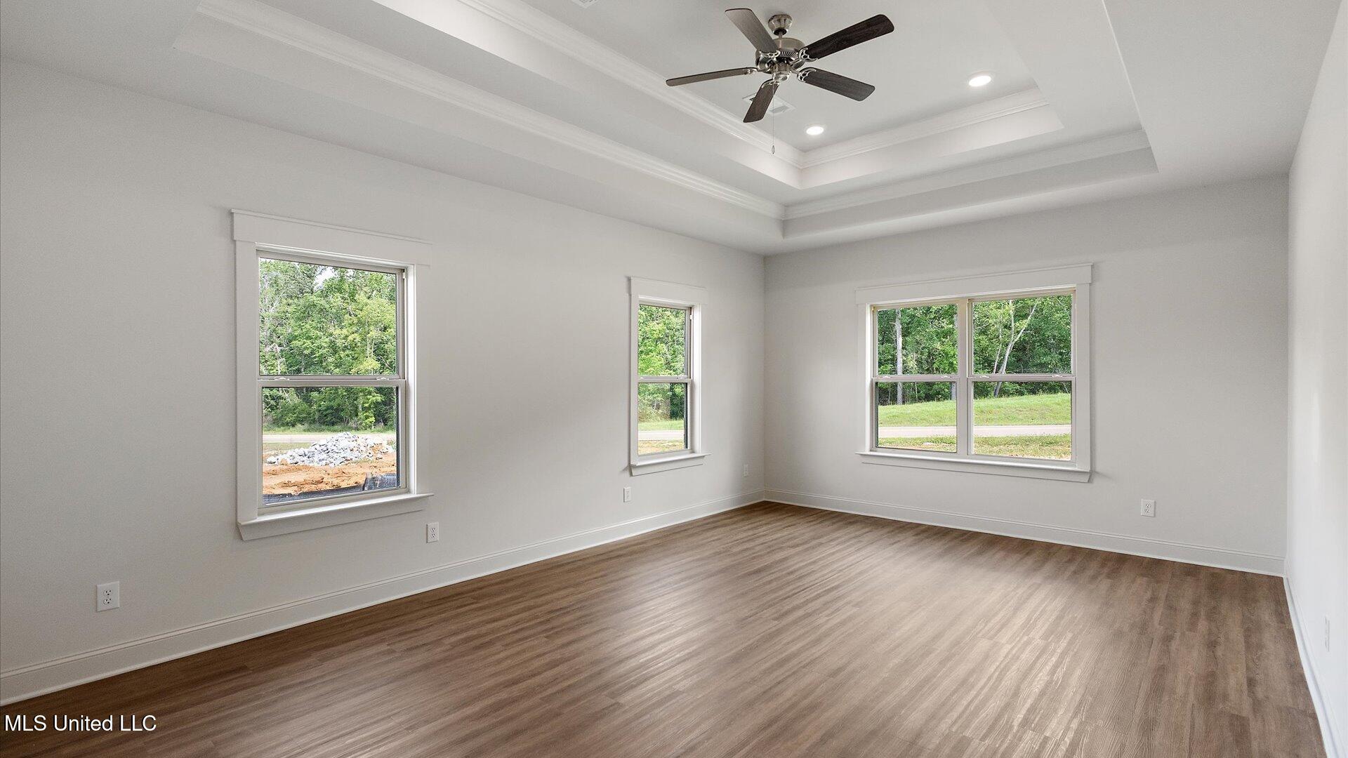 320 Cornerstone Crossing Property Photo 19