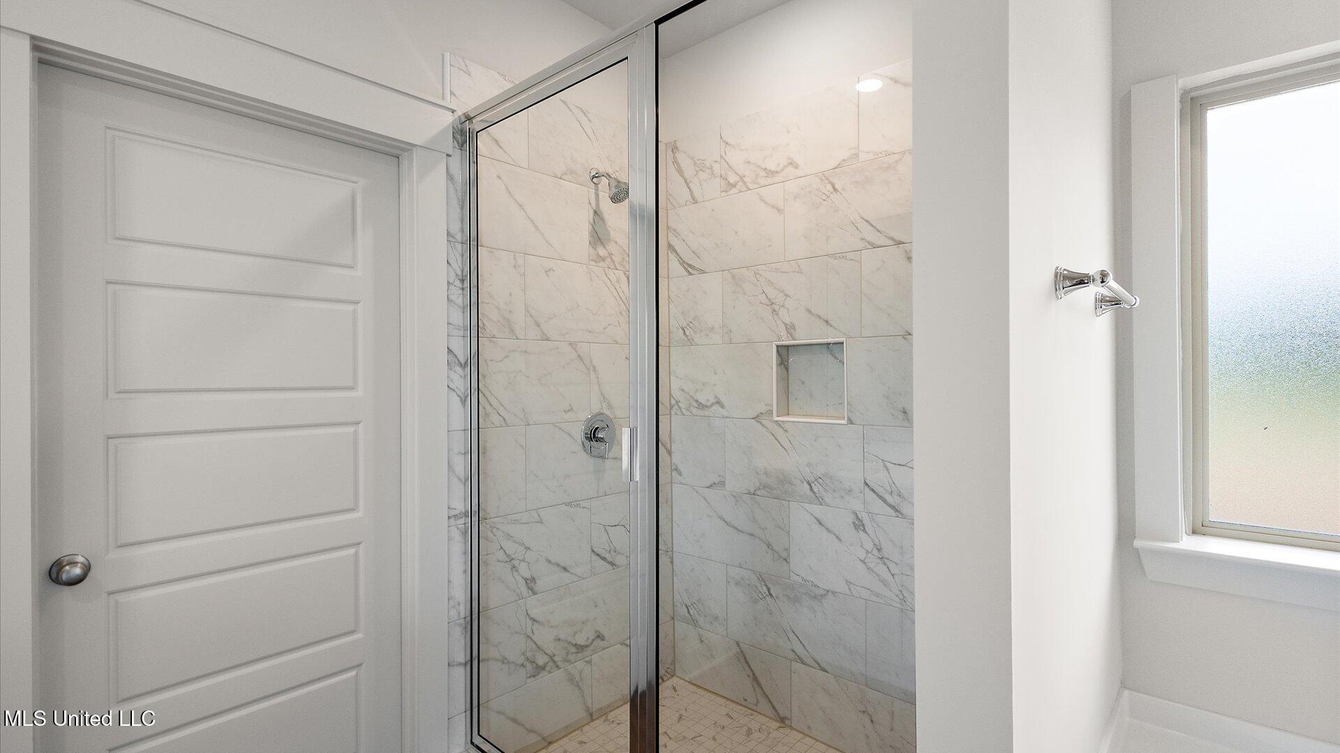320 Cornerstone Crossing Property Photo 25