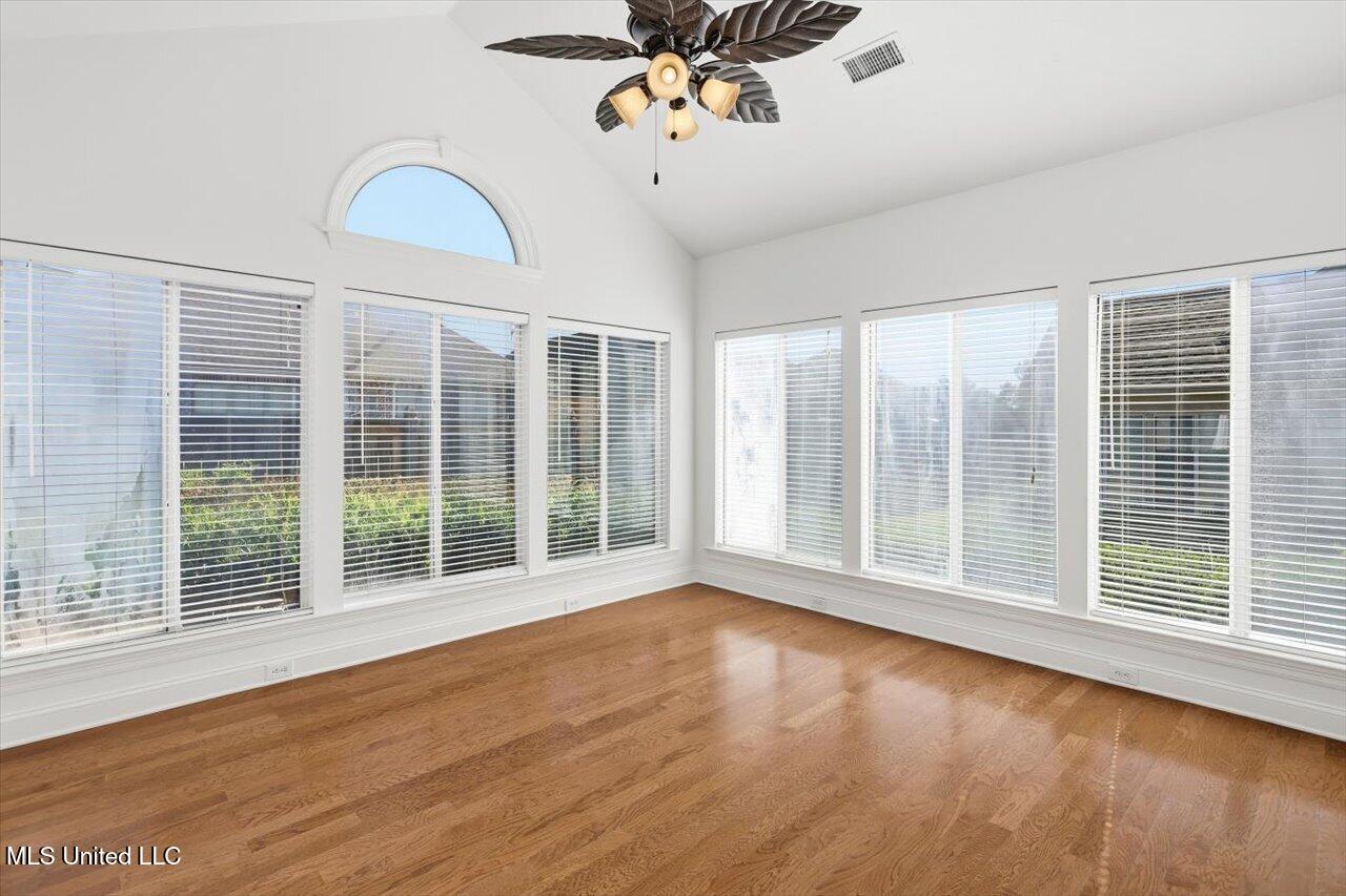 720 Independence Boulevard Property Photo 6