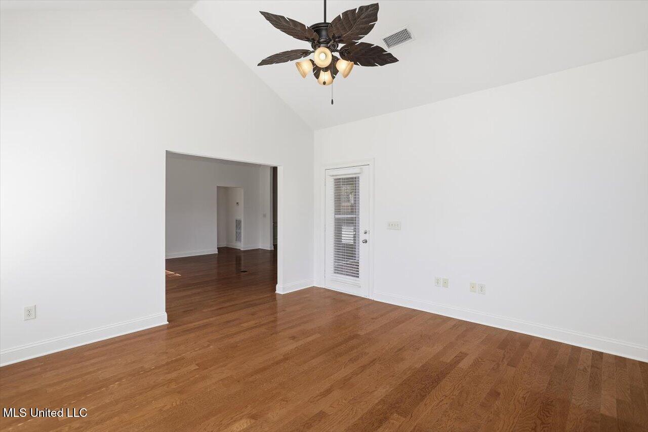 720 Independence Boulevard Property Photo 10