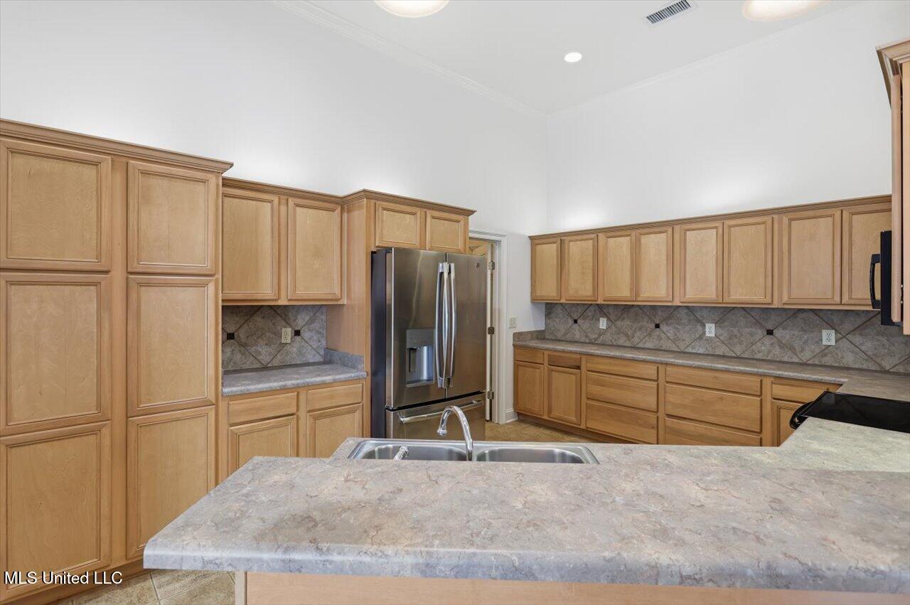 720 Independence Boulevard Property Photo 11