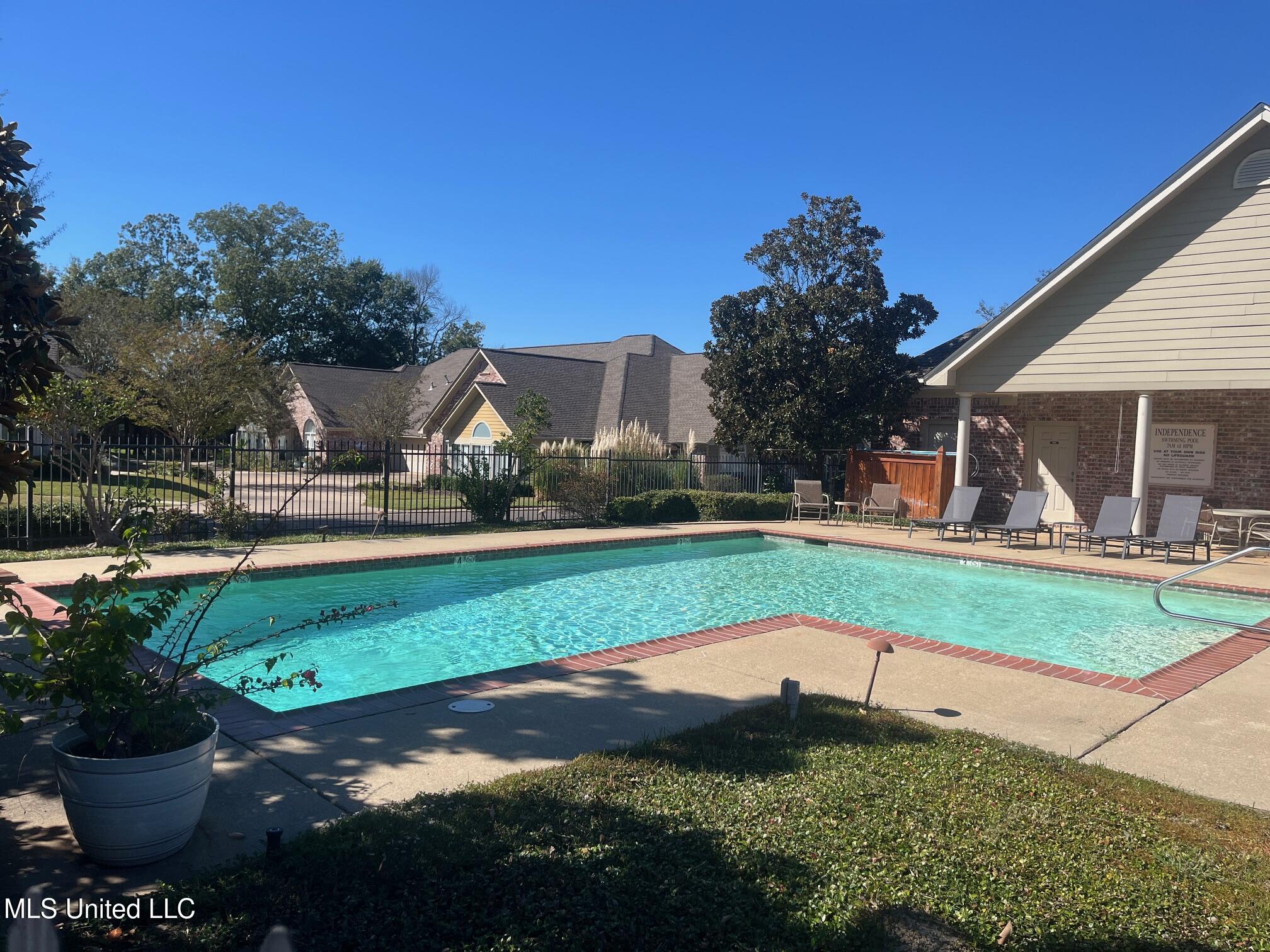 720 Independence Boulevard Property Photo 29