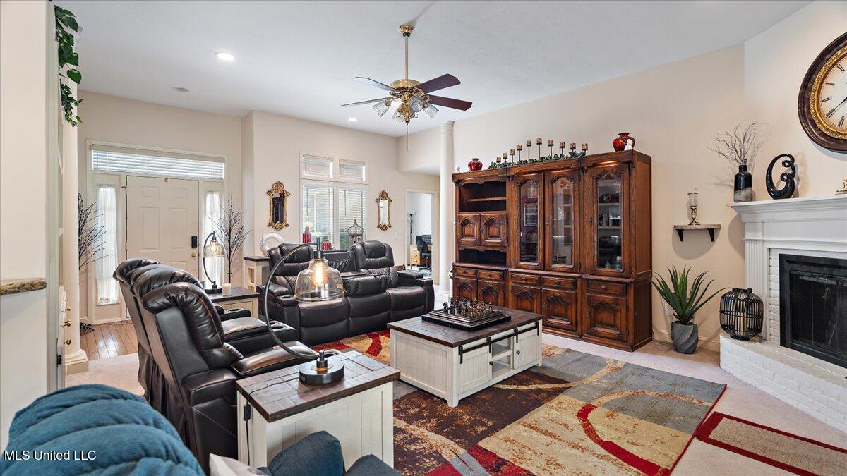 119 Bayberry Lane Property Photo 9