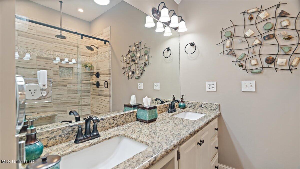 119 Bayberry Lane Property Photo 22