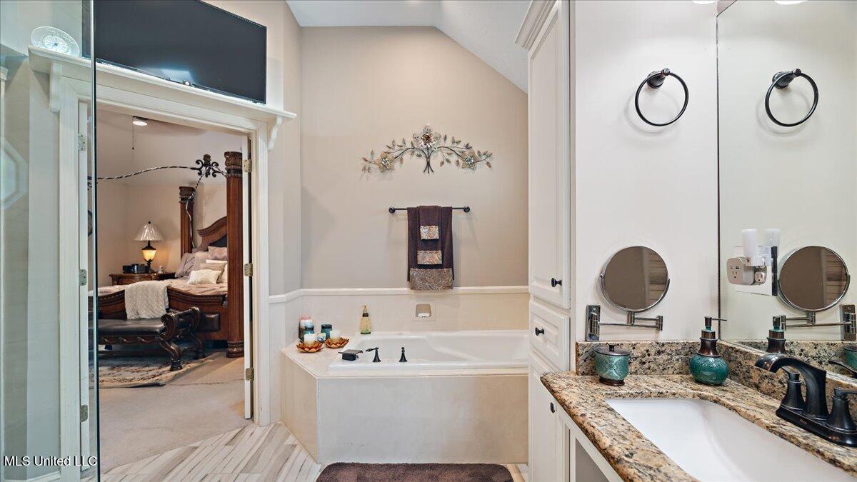 119 Bayberry Lane Property Photo 23