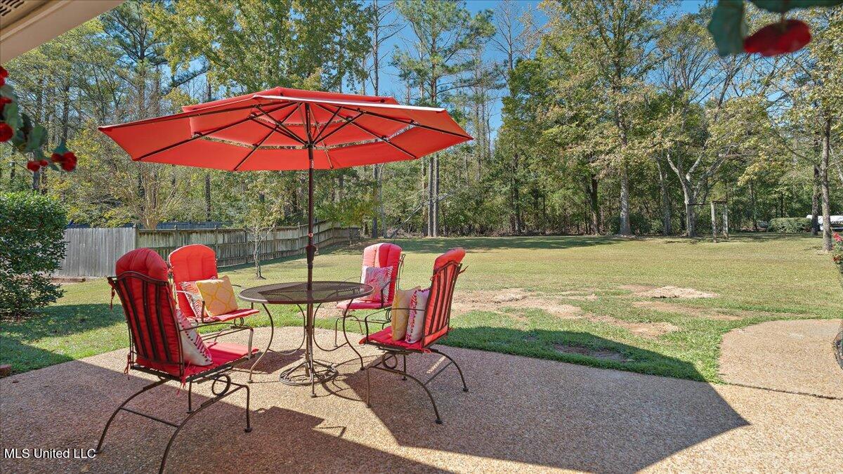 119 Bayberry Lane Property Photo 32