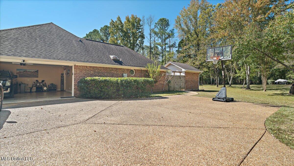 119 Bayberry Lane Property Photo 34