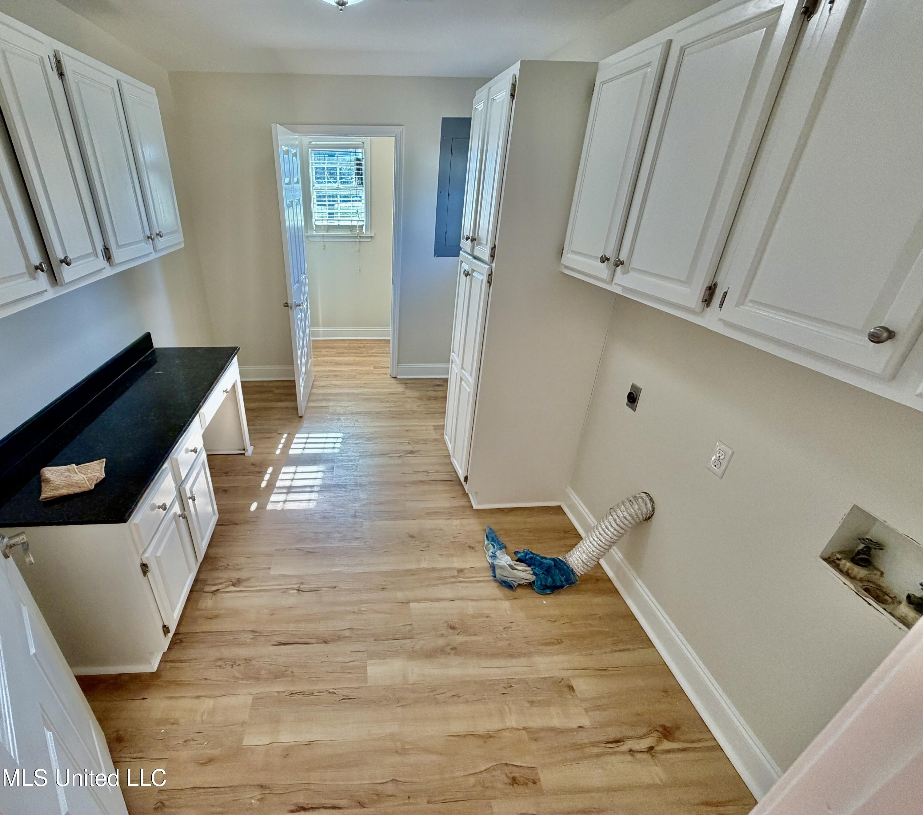 340 Porter Drive Property Photo 9