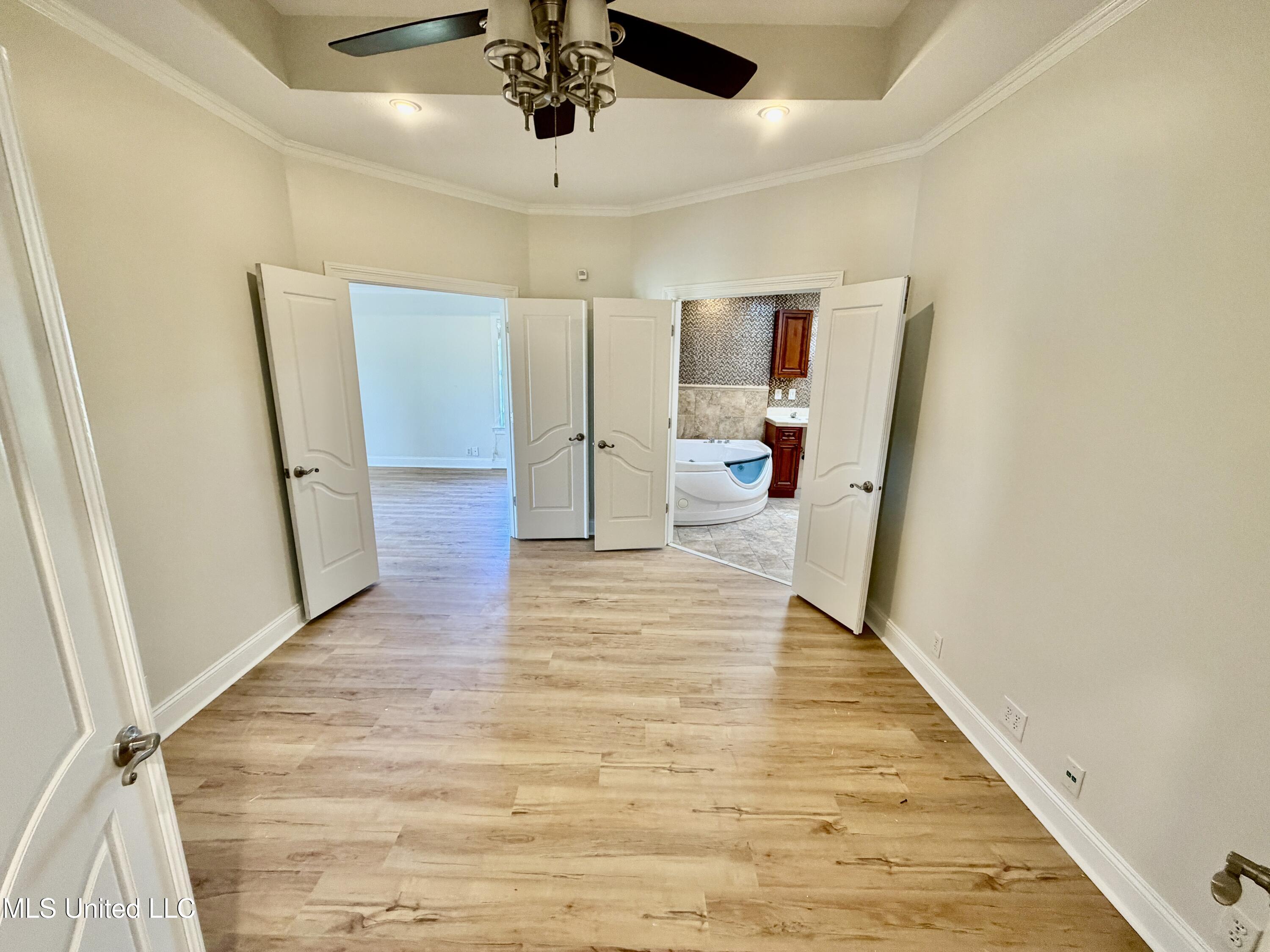340 Porter Drive Property Photo 11