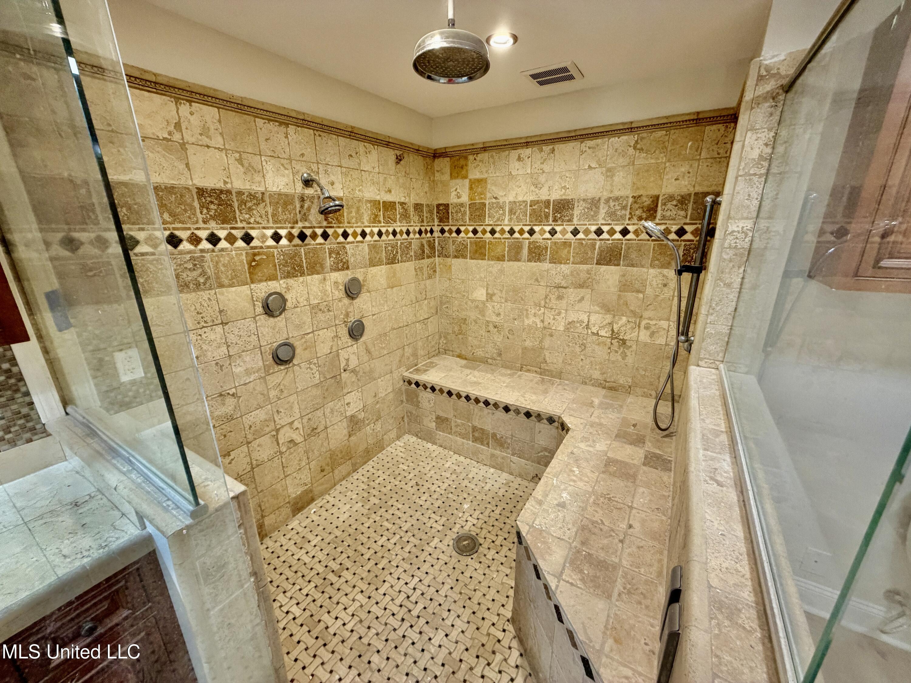 340 Porter Drive Property Photo 13