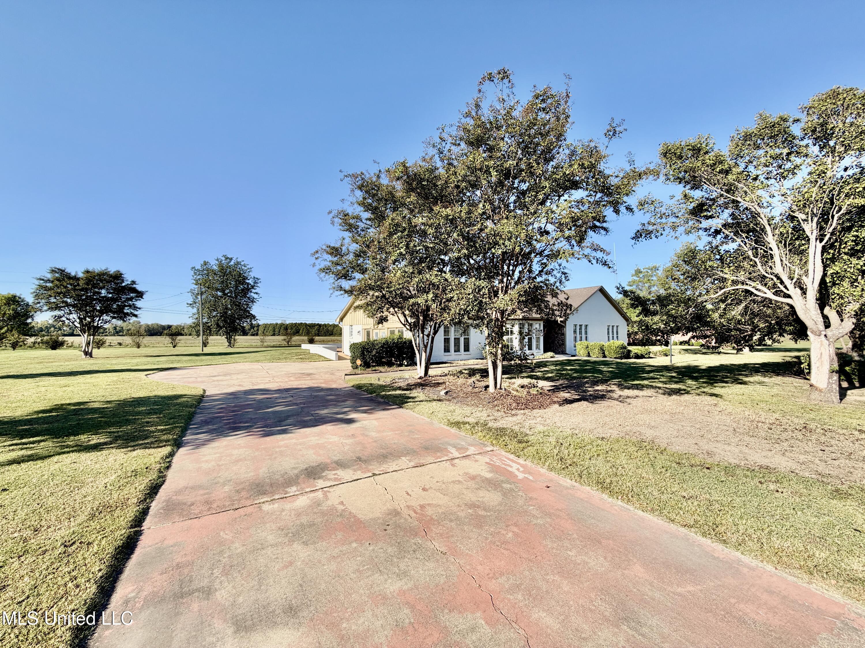 340 Porter Drive Property Photo 25