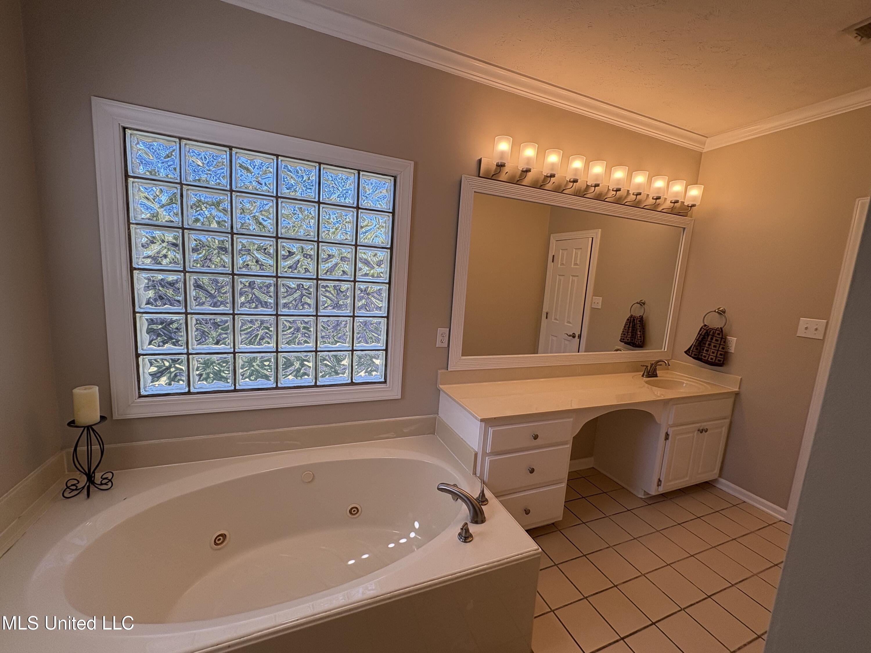 570 Springlake Drive Property Photo 19