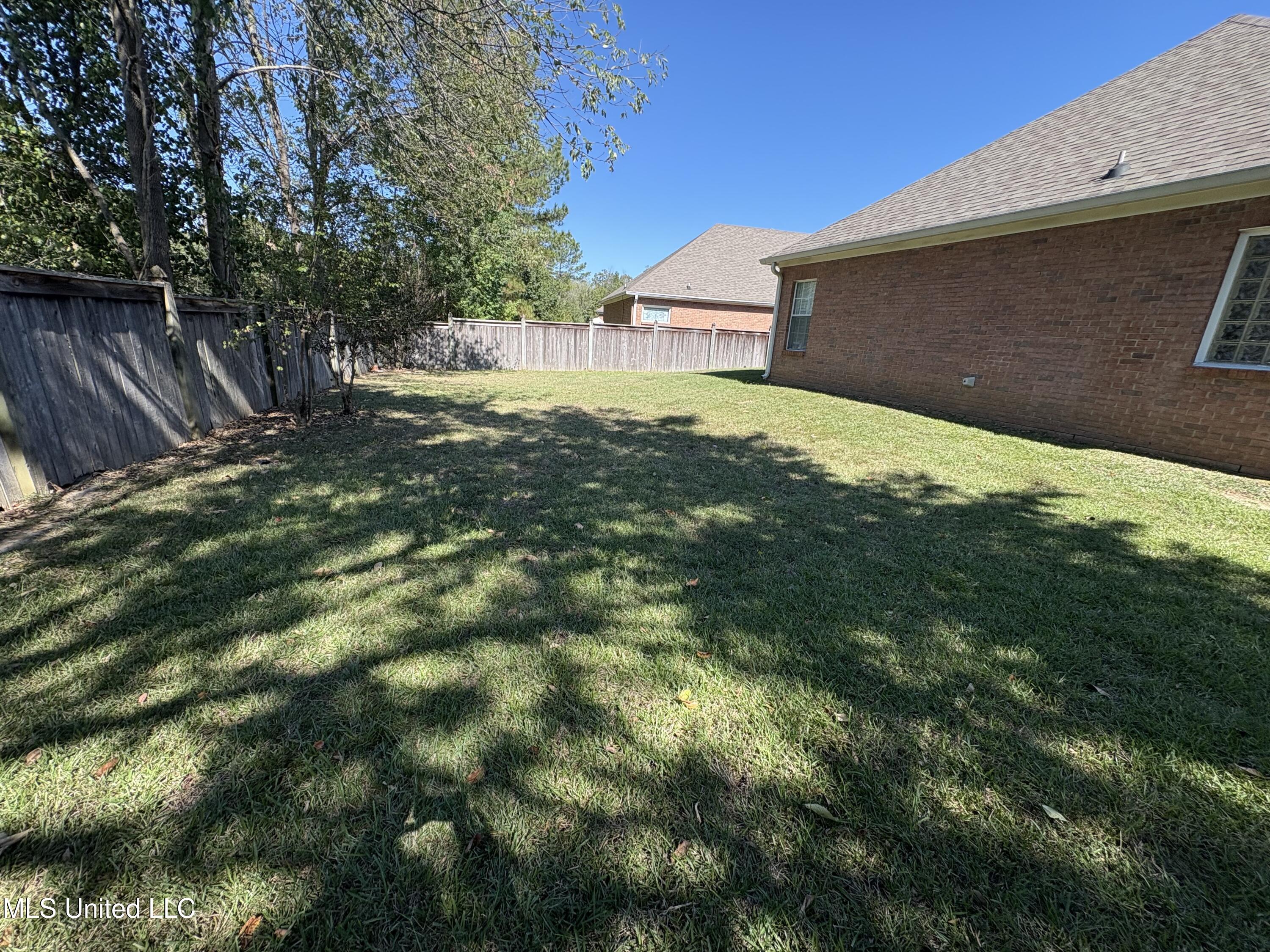 570 Springlake Drive Property Photo 30