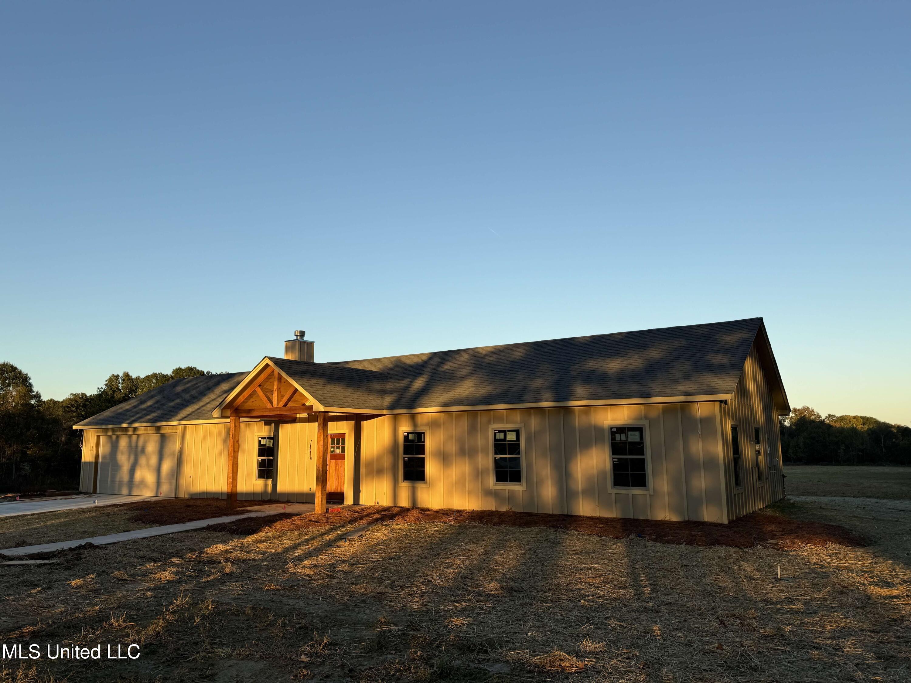 990 Black Jack Road Property Photo 1