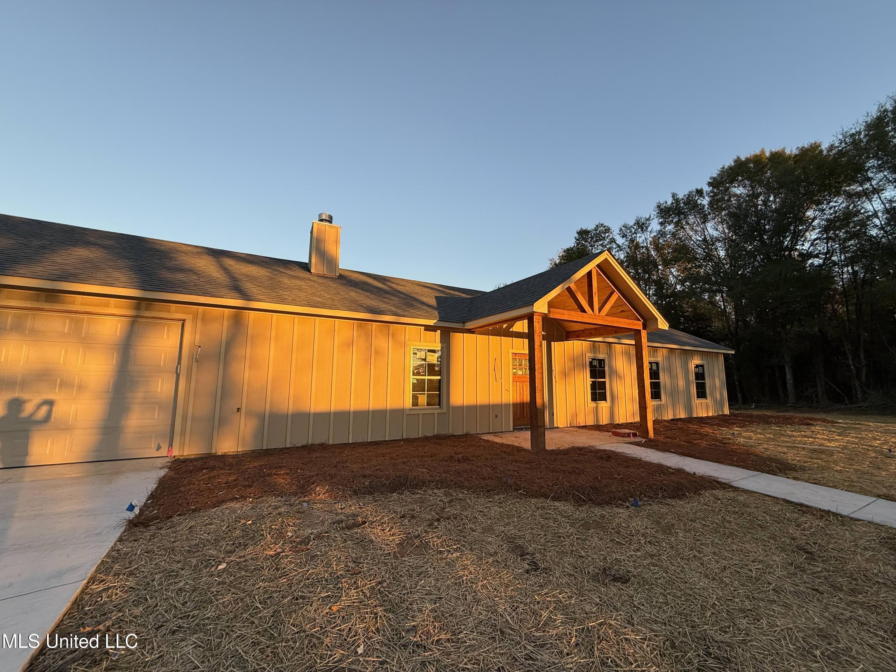 990 Black Jack Road Property Photo 8