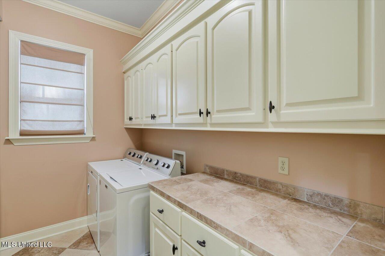 202 Esplanade Drive Property Photo 19