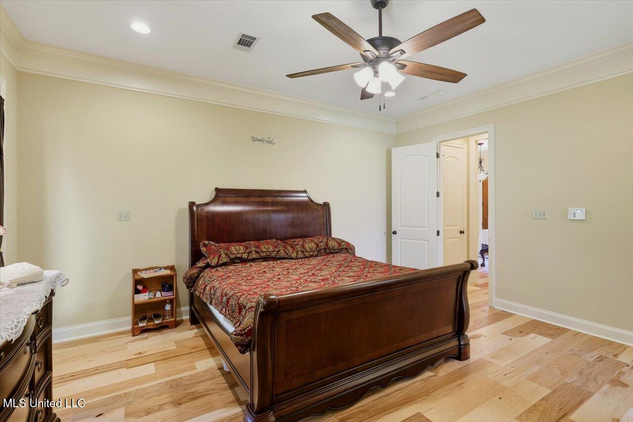 202 Esplanade Drive Property Photo 23