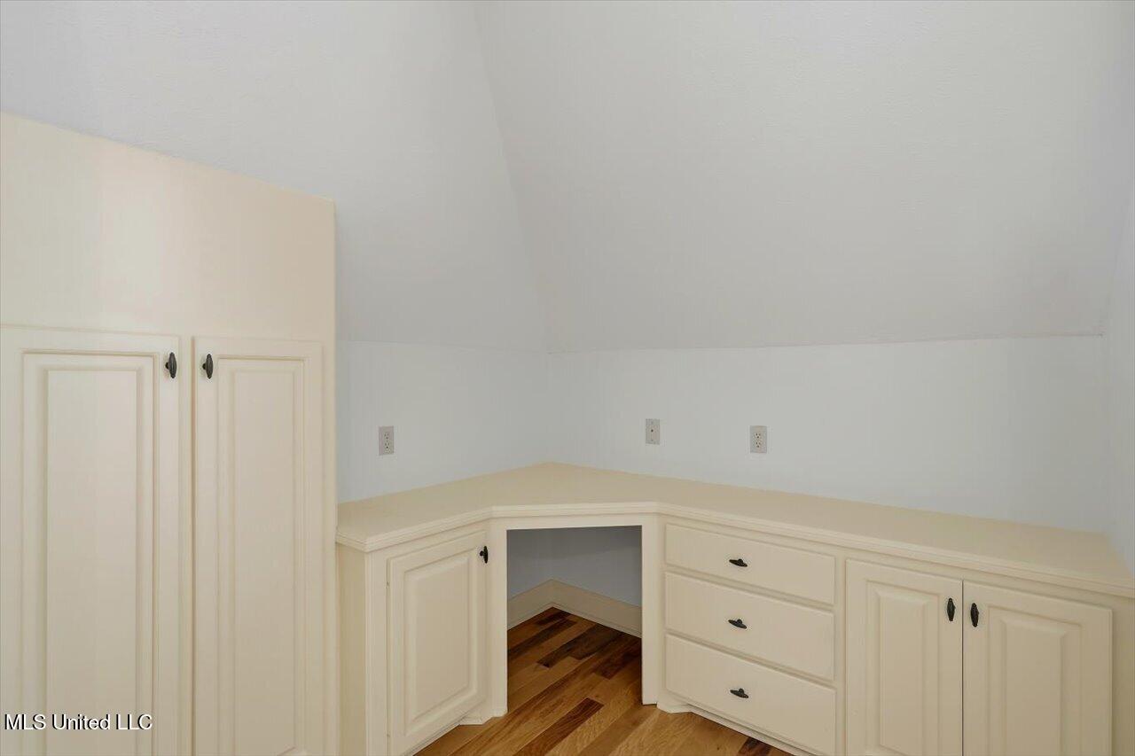 202 Esplanade Drive Property Photo 38