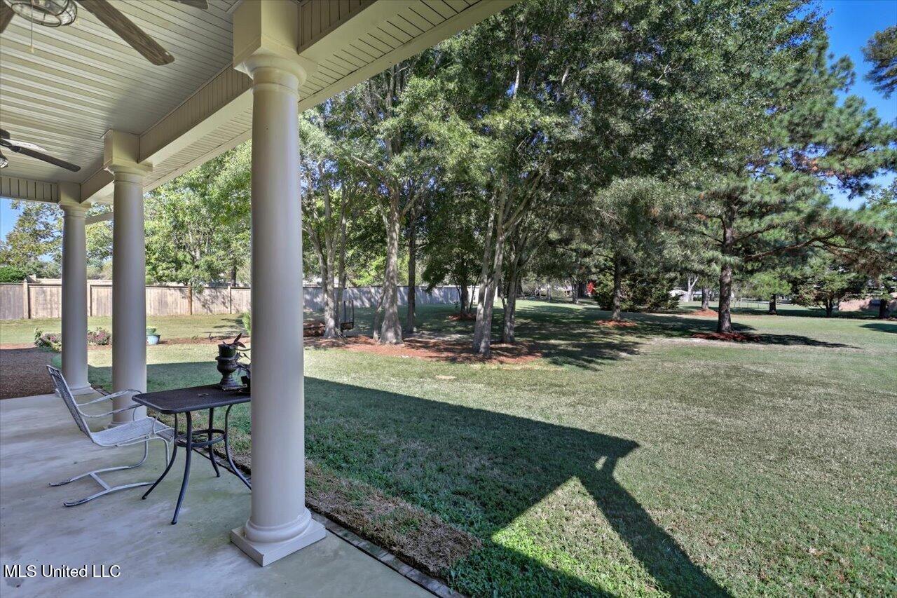 202 Esplanade Drive Property Photo 45