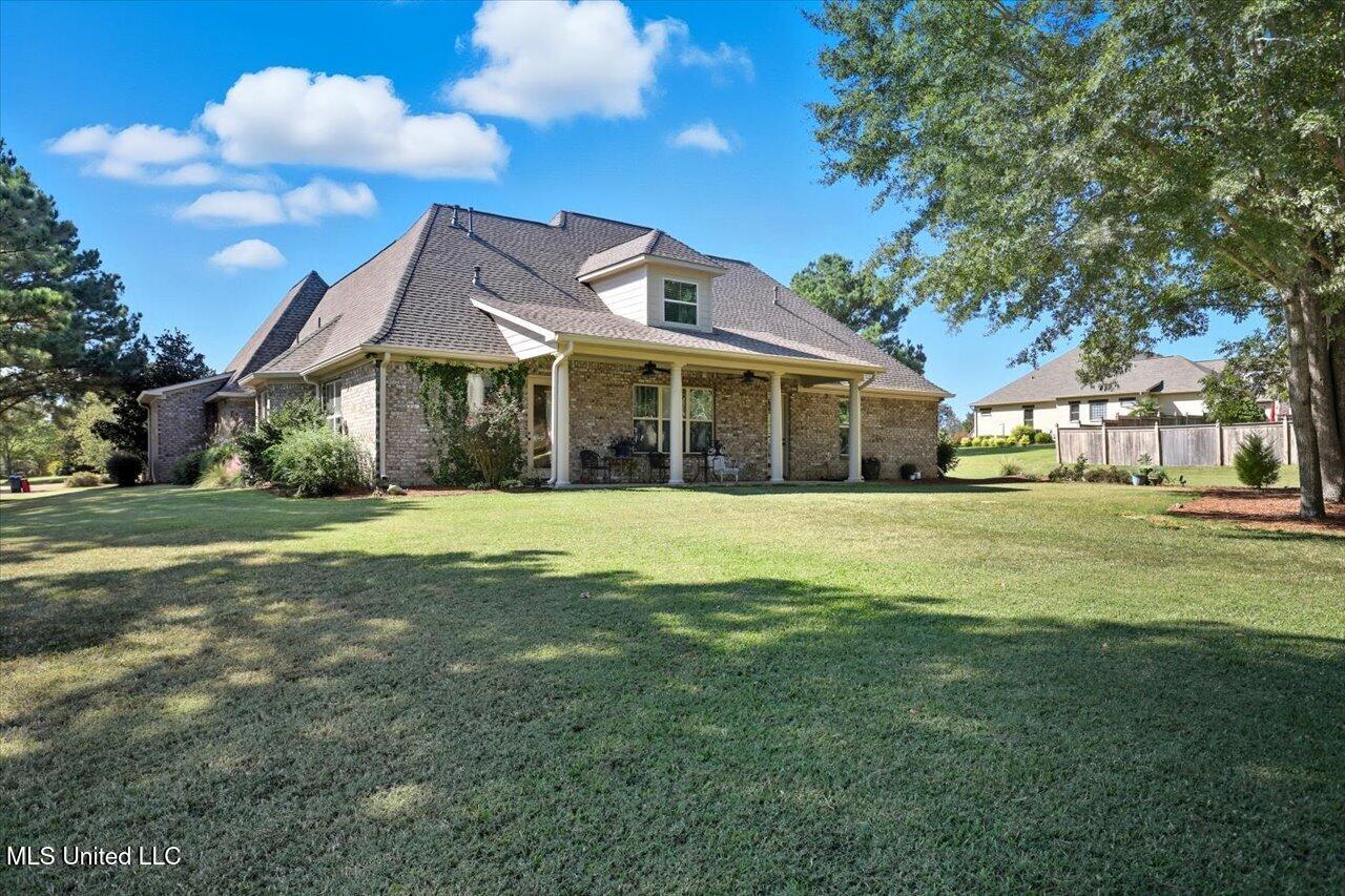 202 Esplanade Drive Property Photo 48