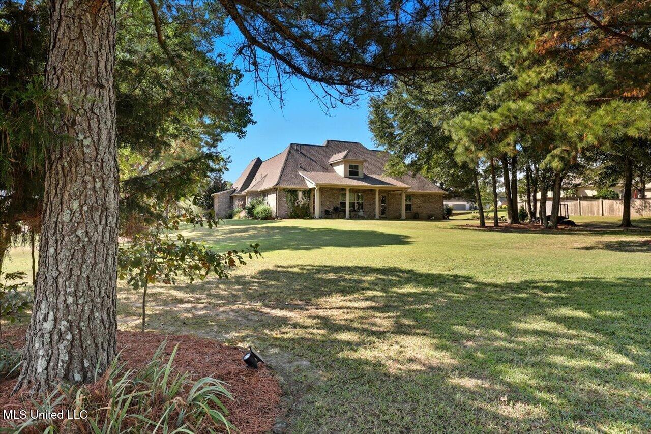 202 Esplanade Drive Property Photo 49