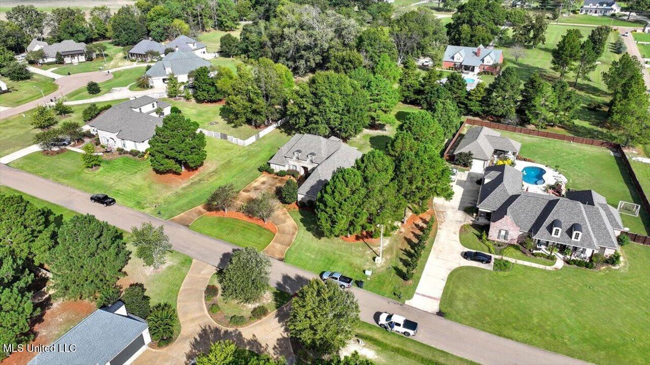 202 Esplanade Drive Property Photo 56