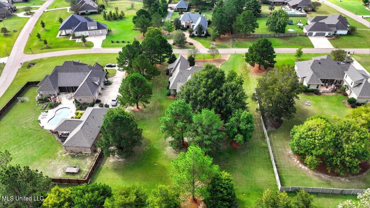 202 Esplanade Drive Property Photo 73