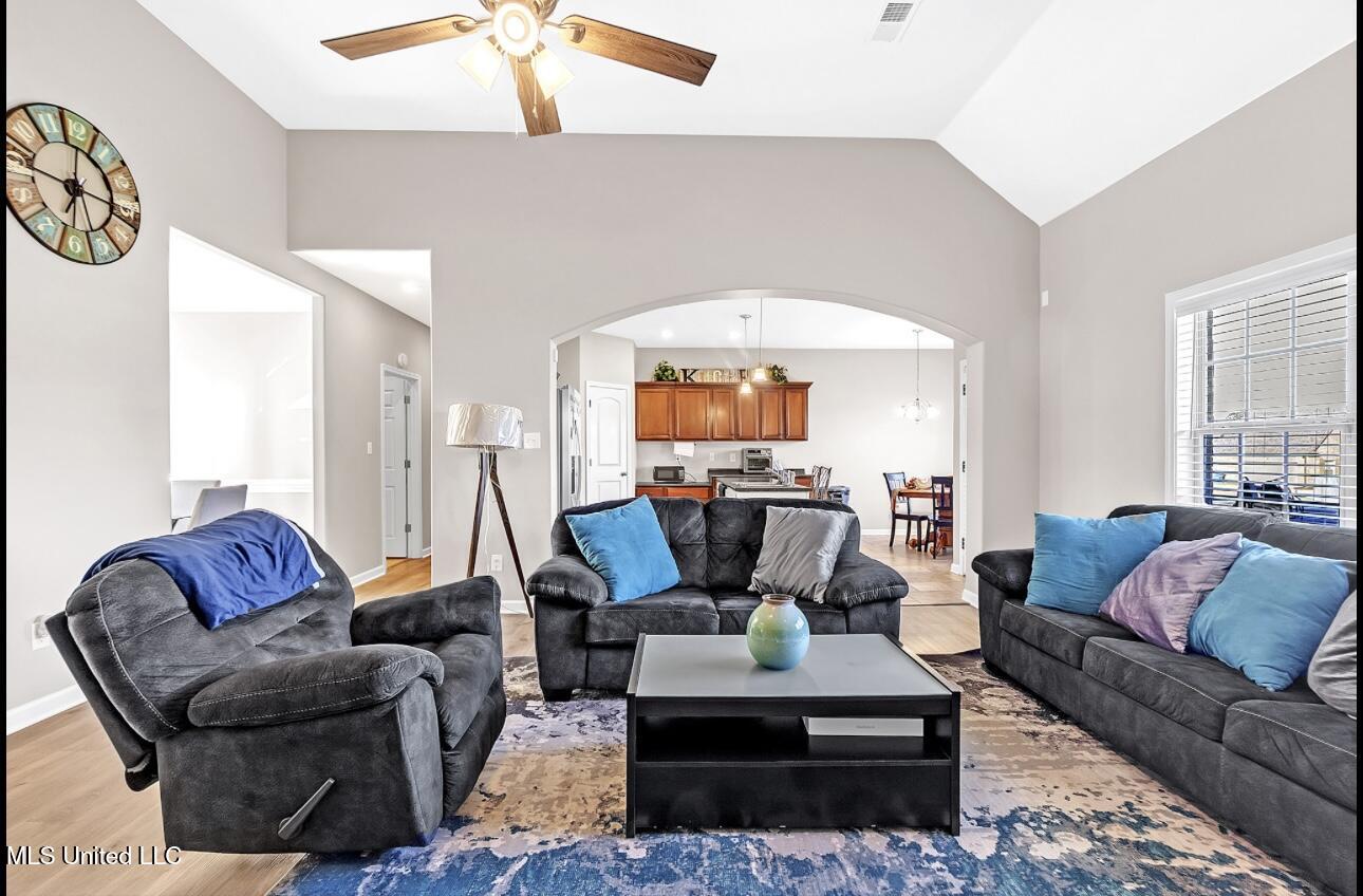 8754 Lezlarkin Lane Property Photo 5