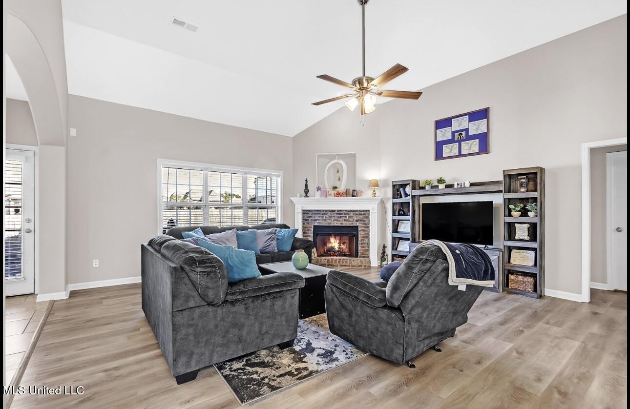 8754 Lezlarkin Lane Property Photo 6