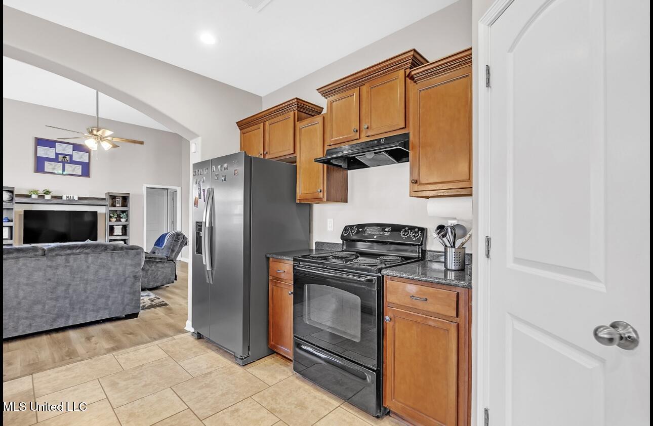 8754 Lezlarkin Lane Property Photo 9