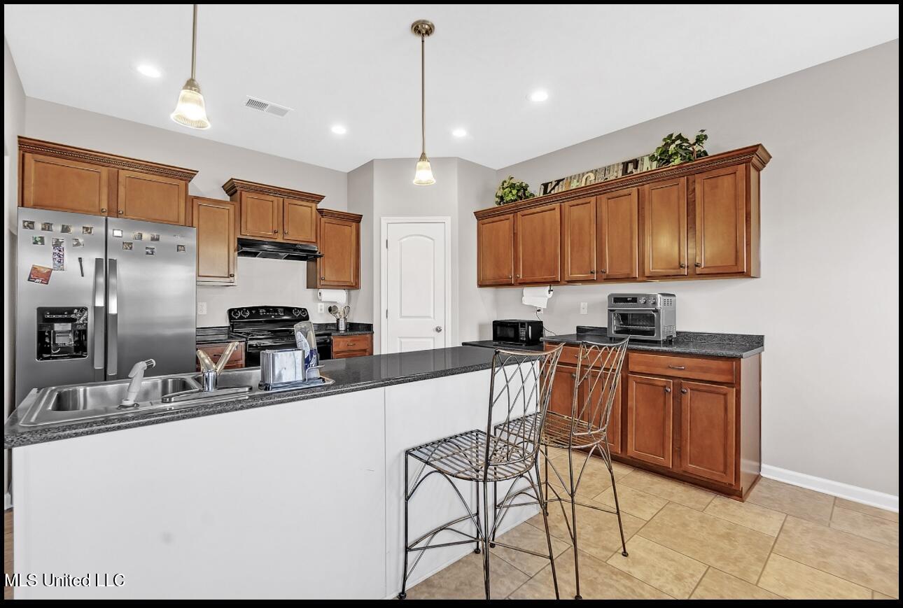 8754 Lezlarkin Lane Property Photo 11