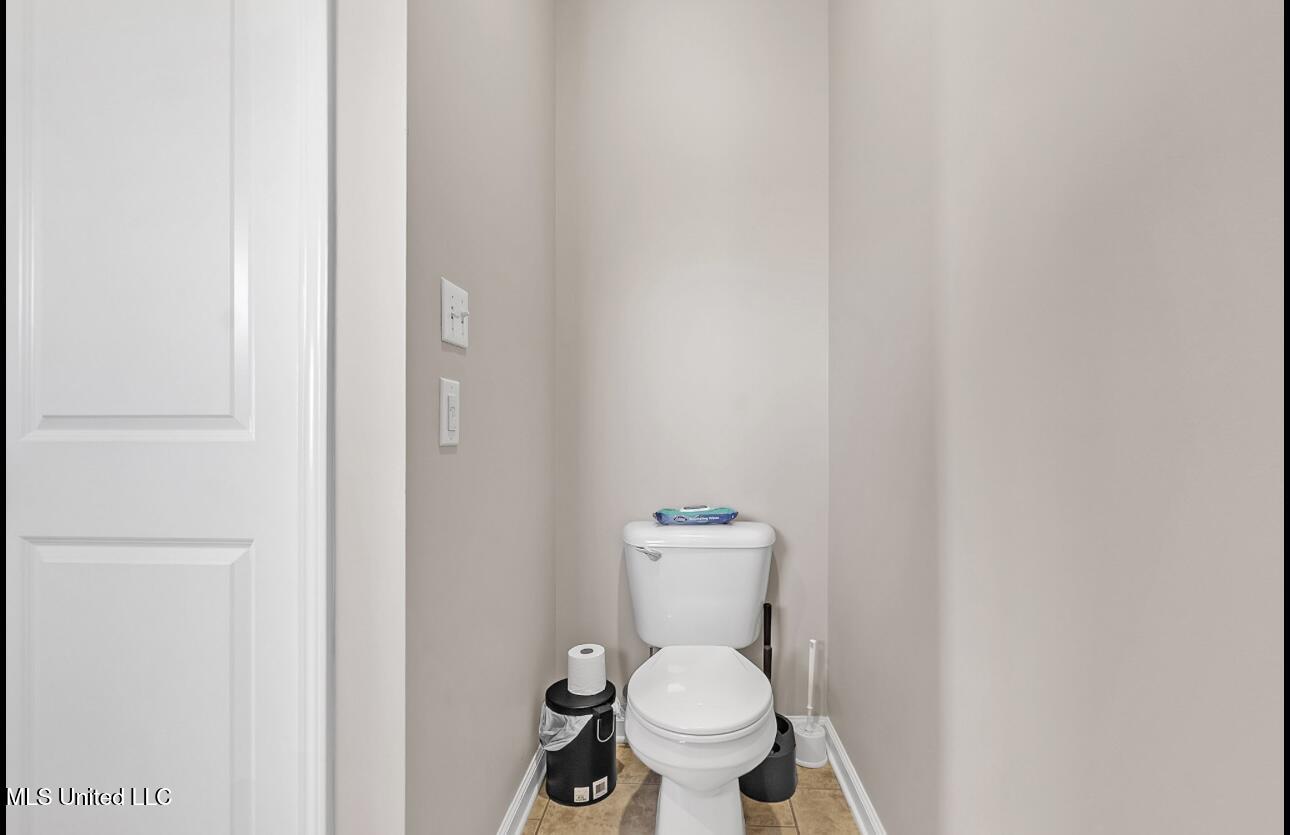 8754 Lezlarkin Lane Property Photo 18