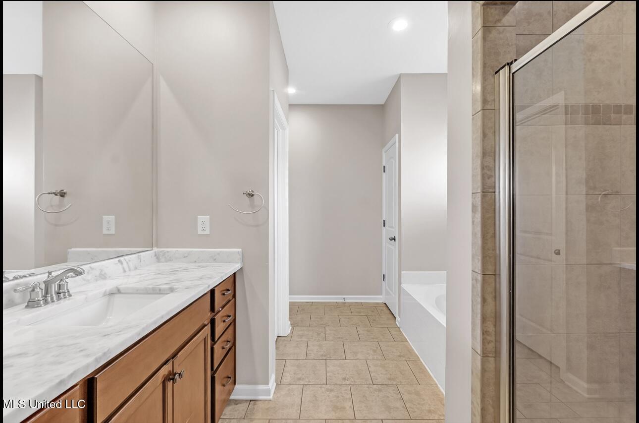 8754 Lezlarkin Lane Property Photo 20