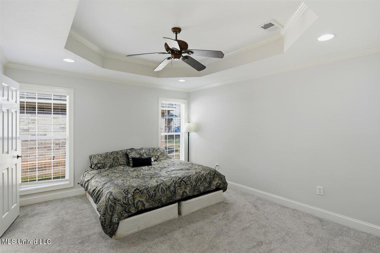 353 Kings Ridge Circle Property Photo 17