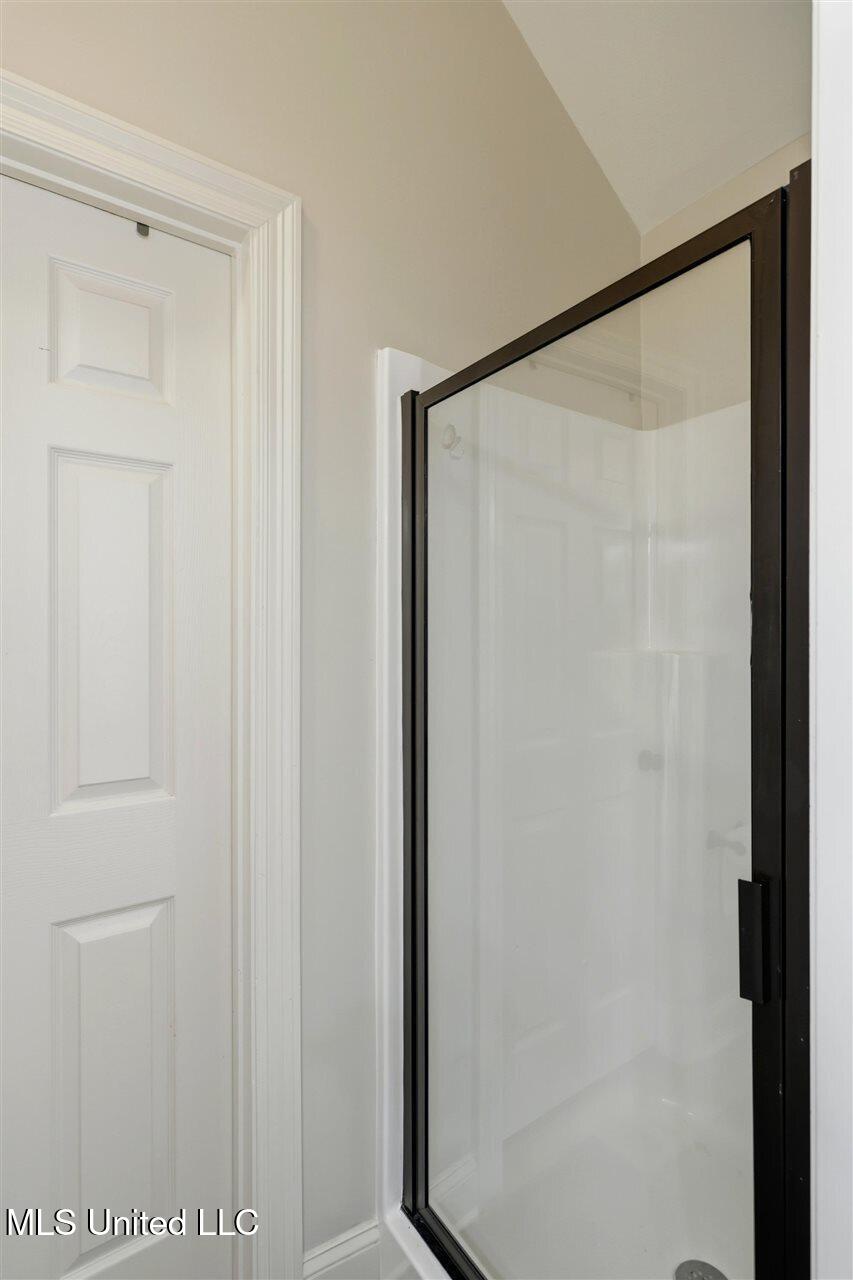 353 Kings Ridge Circle Property Photo 20