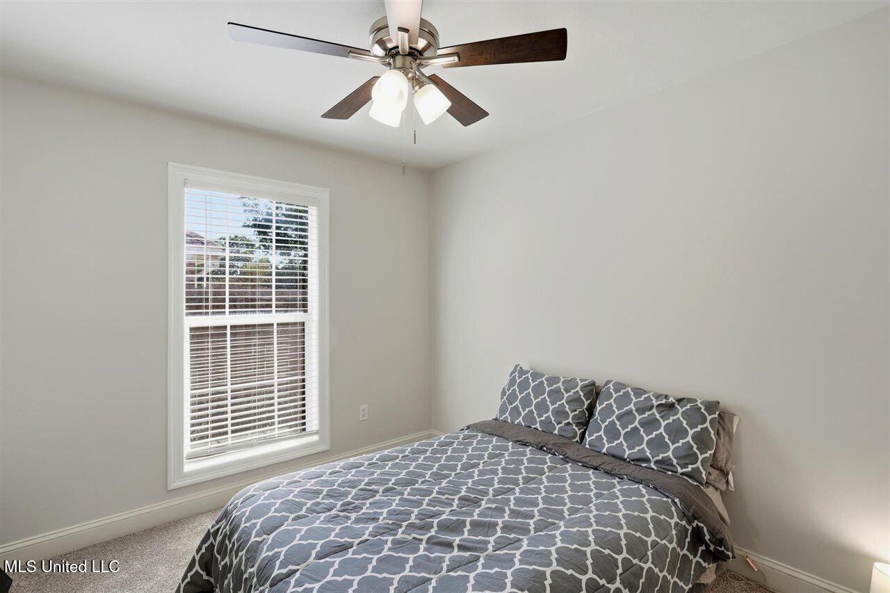 353 Kings Ridge Circle Property Photo 23