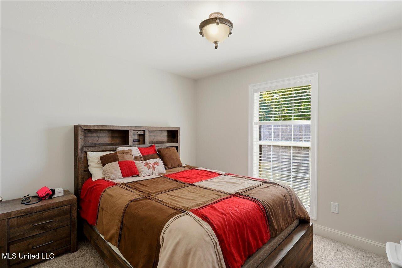 353 Kings Ridge Circle Property Photo 24