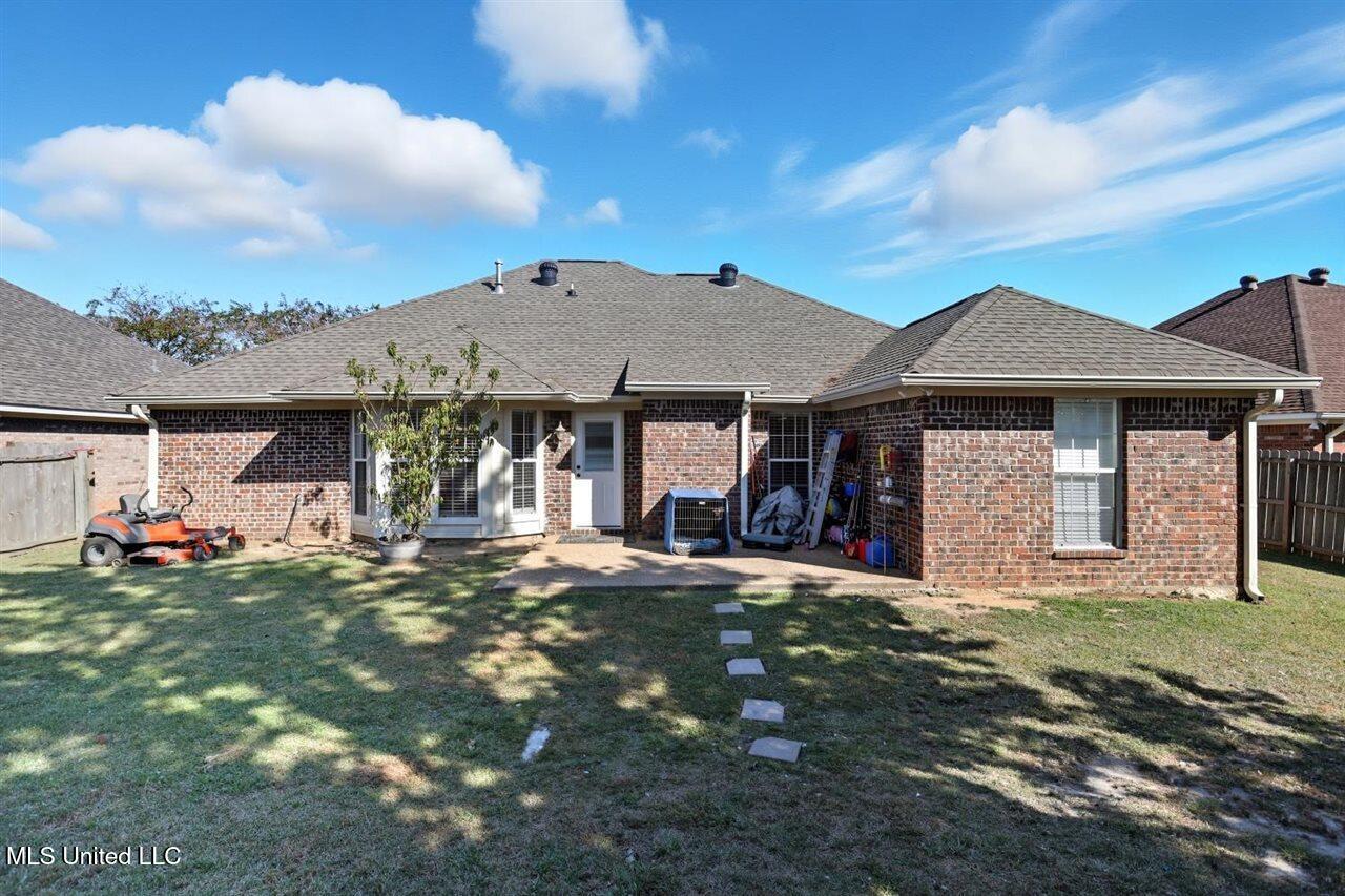 353 Kings Ridge Circle Property Photo 25